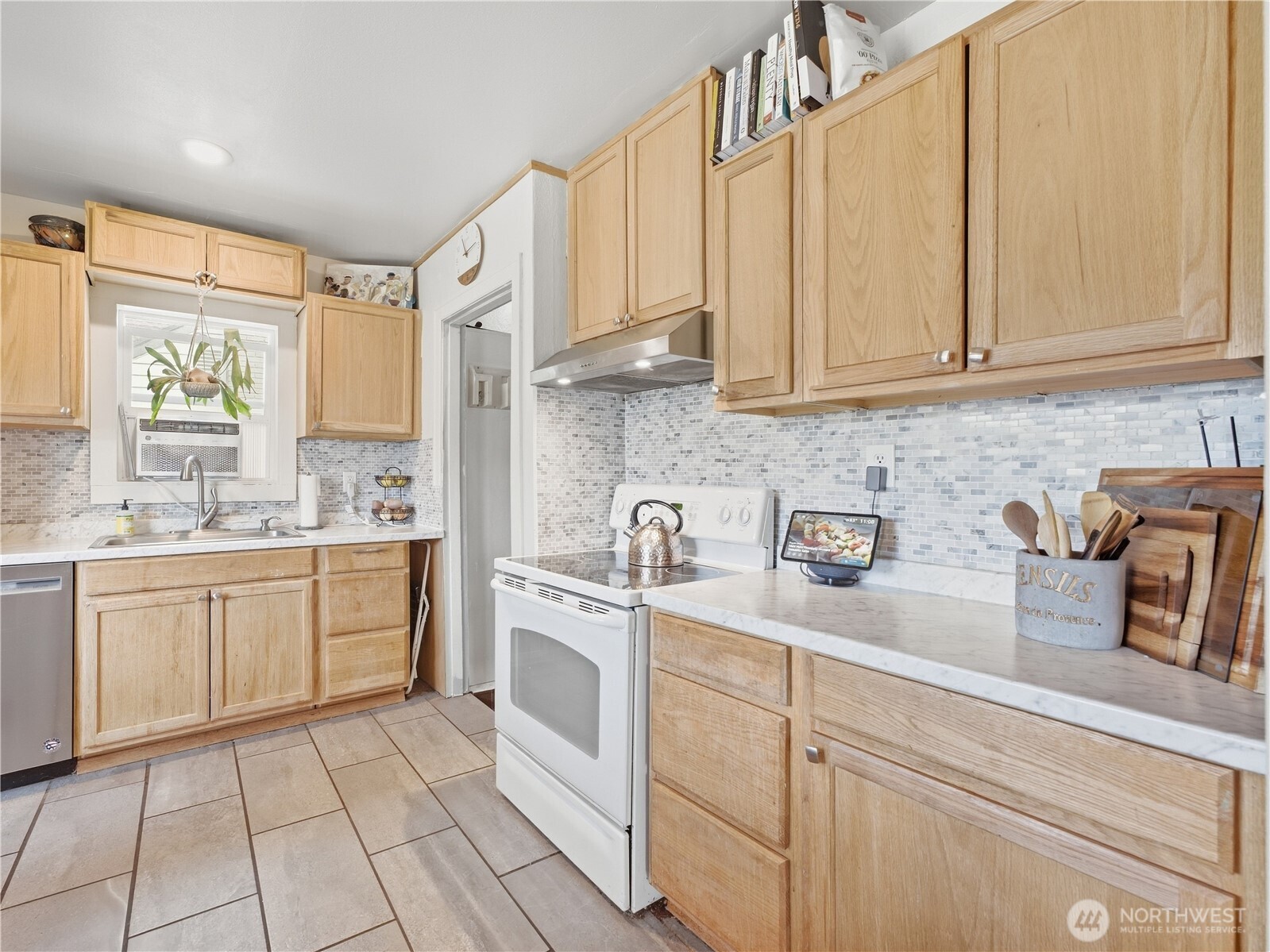777 Monroe Street Property Photo 11