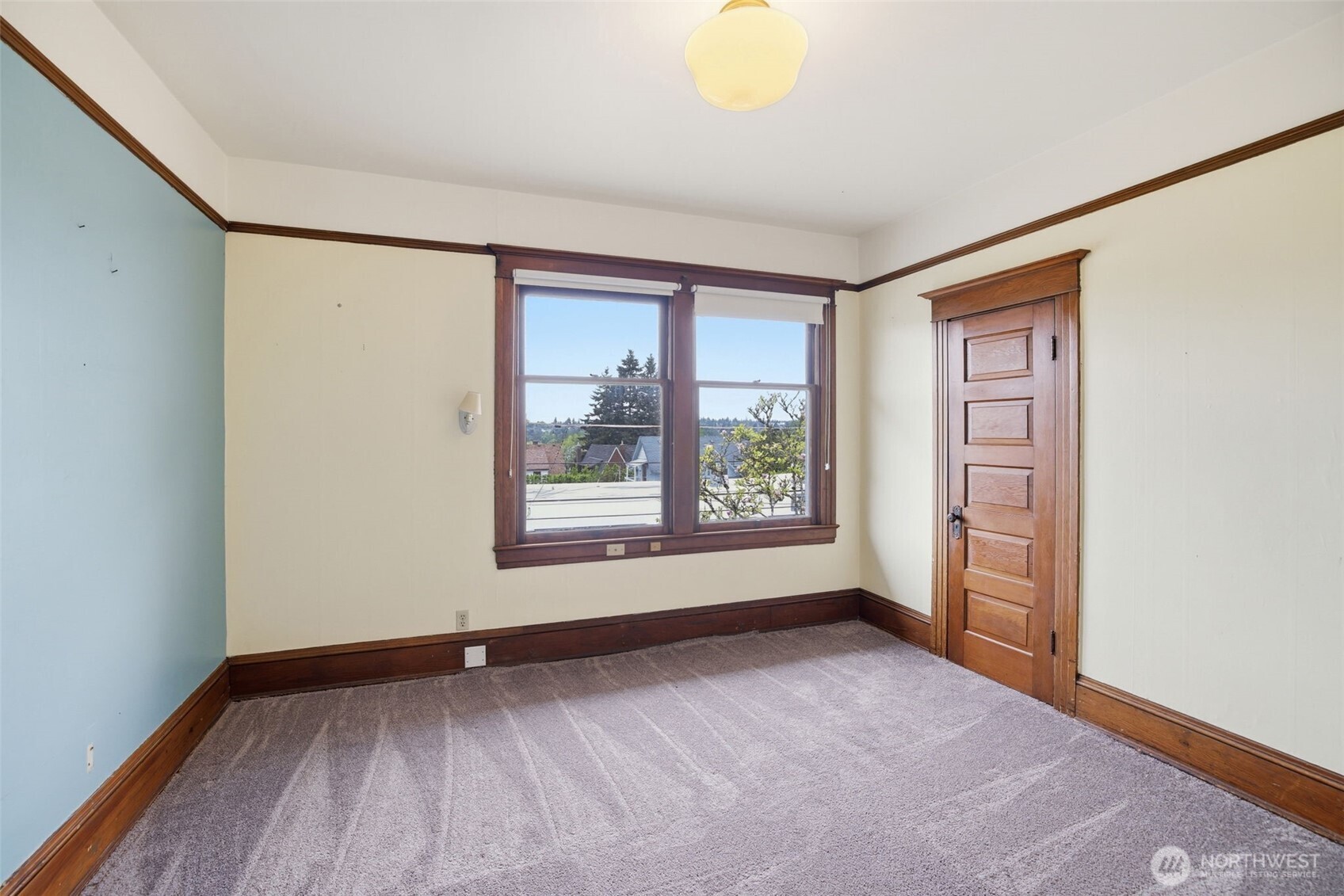6238 Woodlawn Avenue Property Photo 16