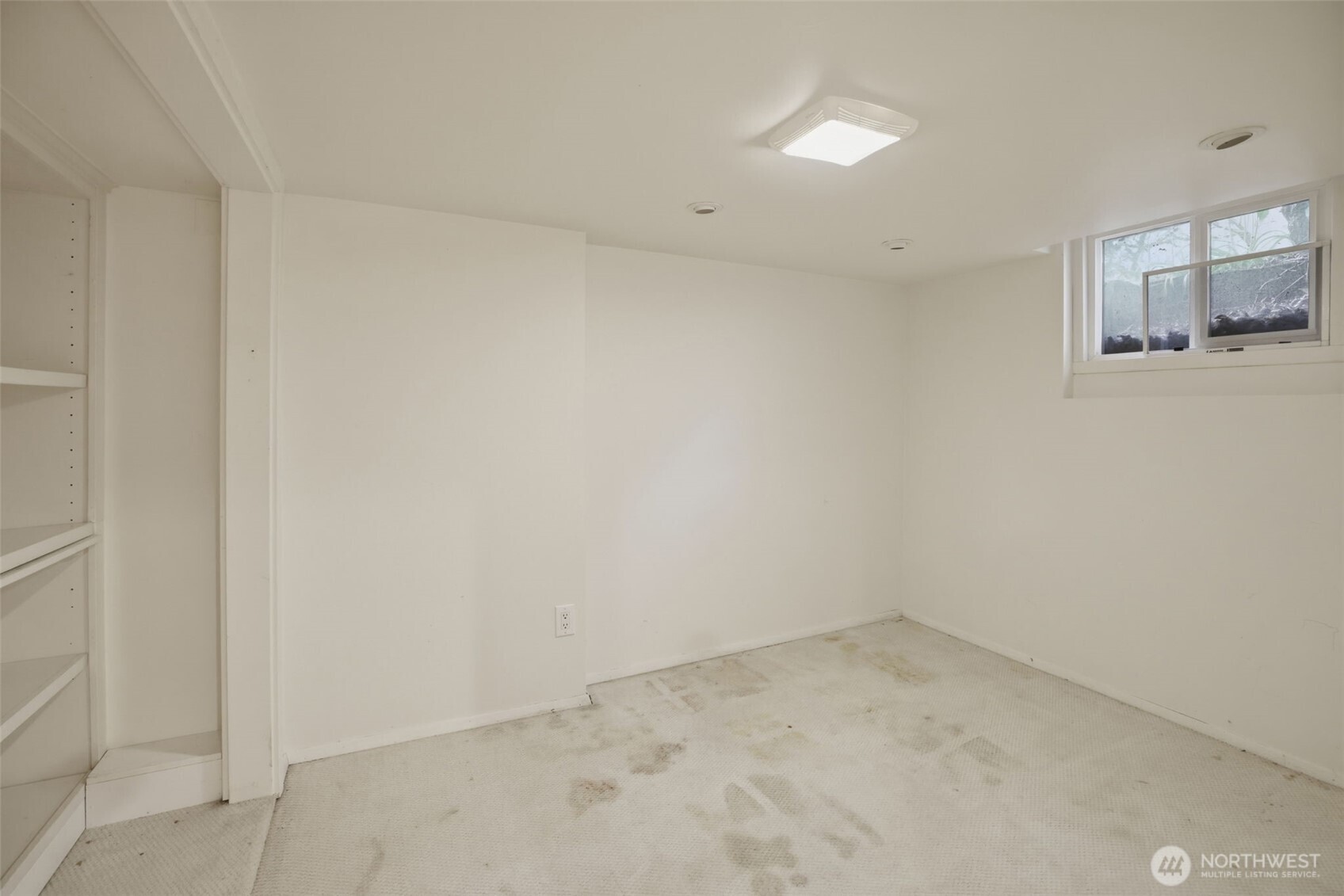 6238 Woodlawn Avenue Property Photo 28