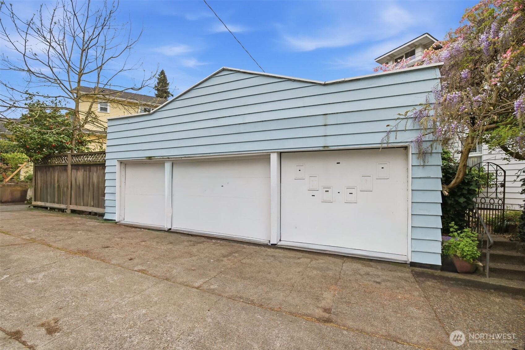 6238 Woodlawn Avenue Property Photo 34