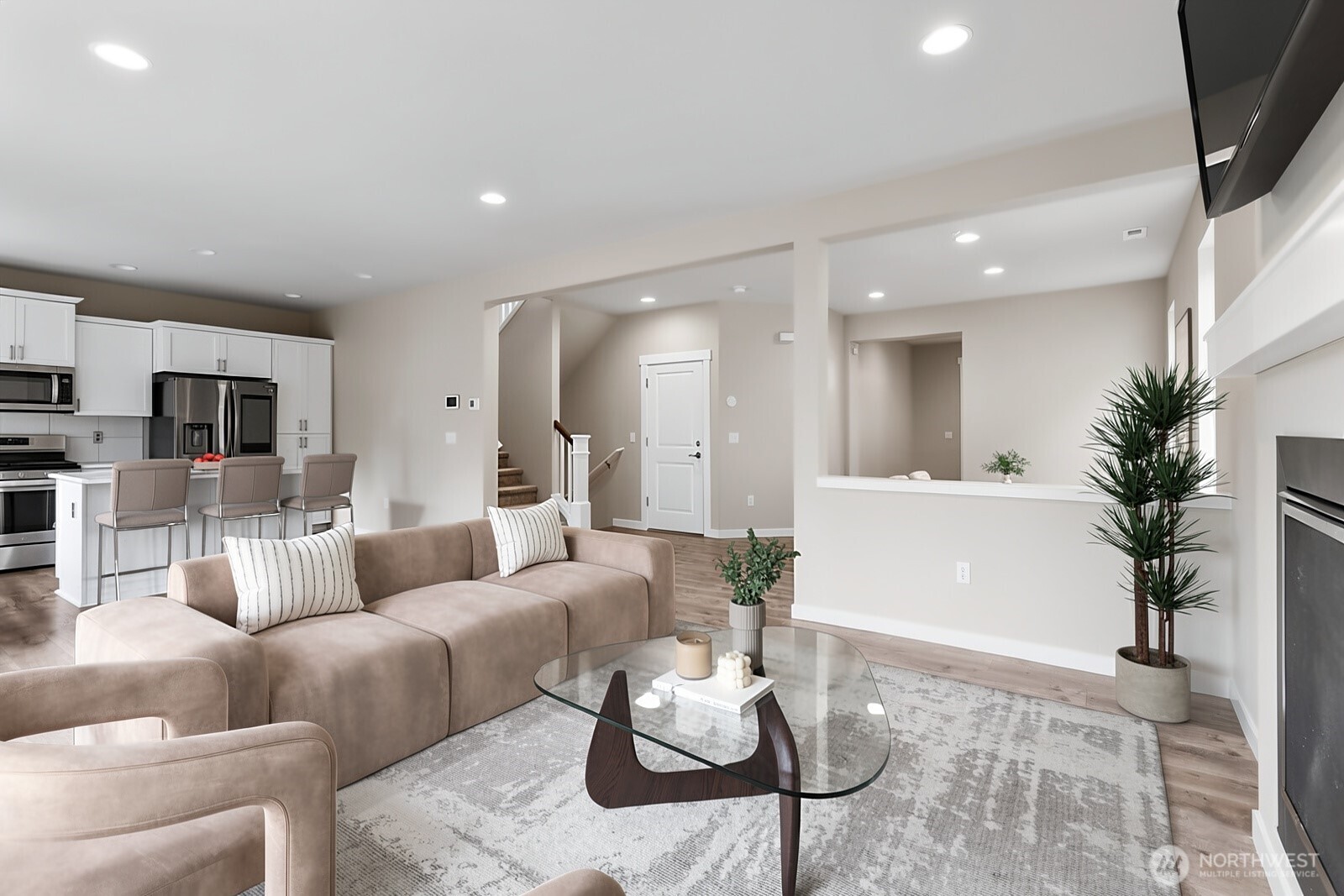 10510 35th Street Property Photo 5