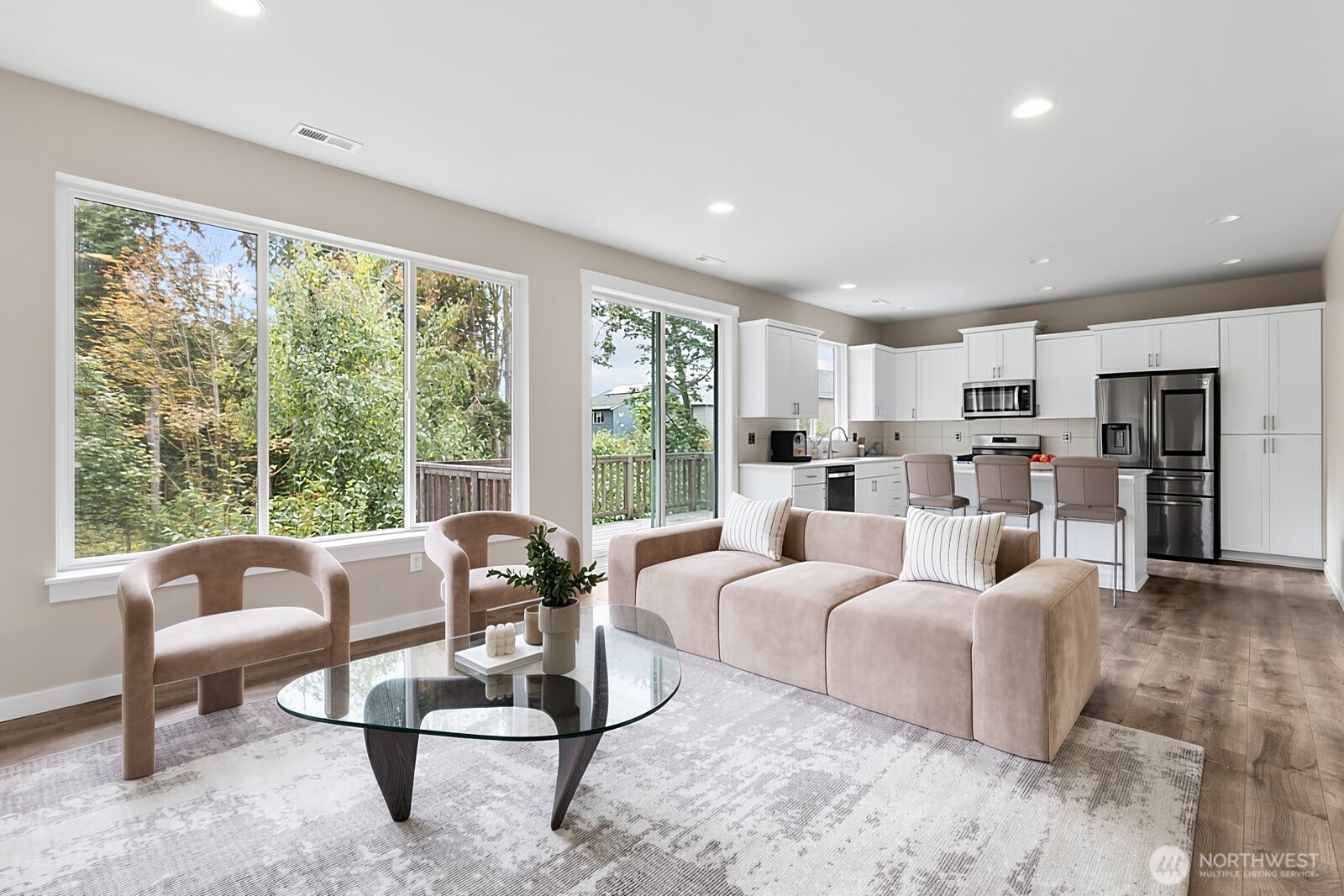 10510 35th Street Property Photo 6