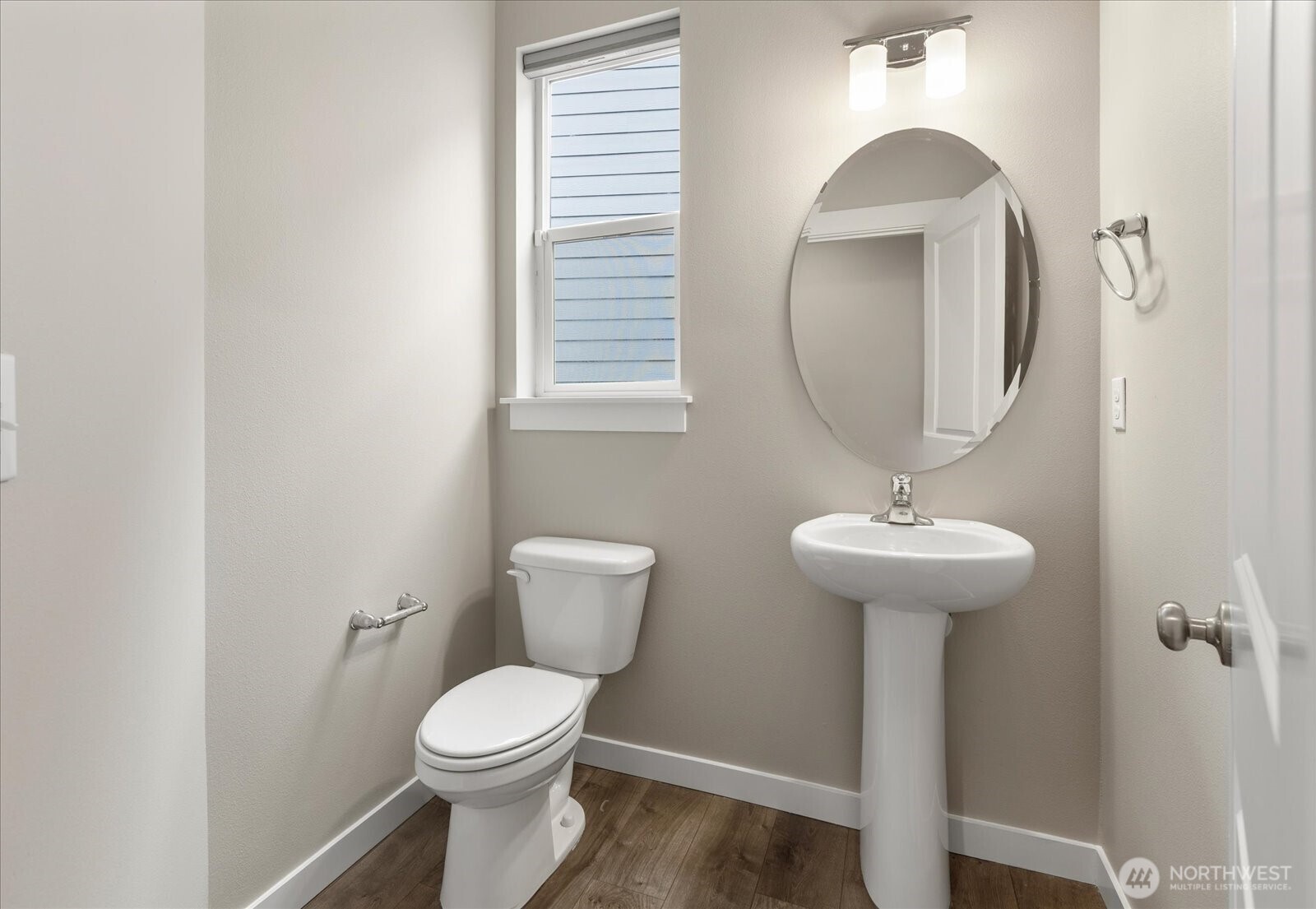 10510 35th Street Property Photo 12