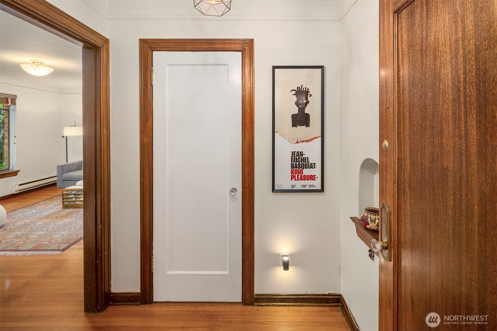 3121 Franklin Avenue 2 Property Photo 2