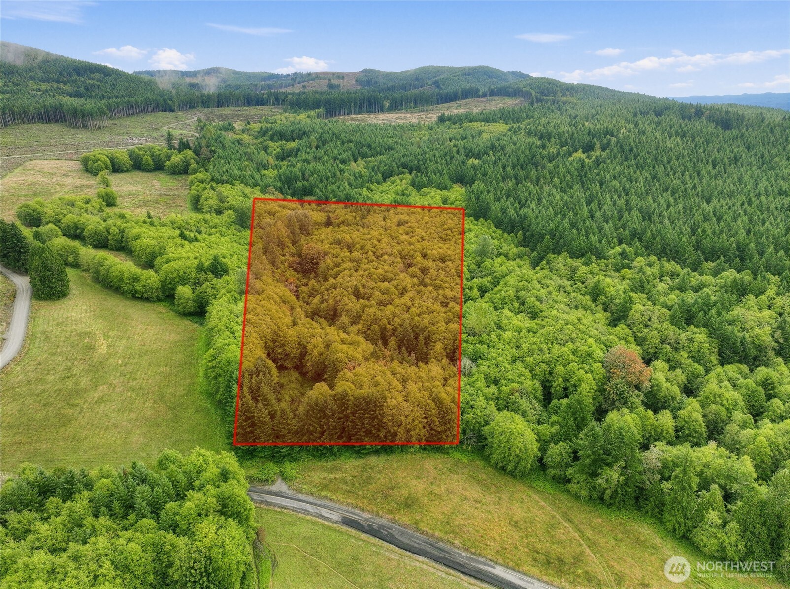 330 Kjesbu Road Property Photo 1