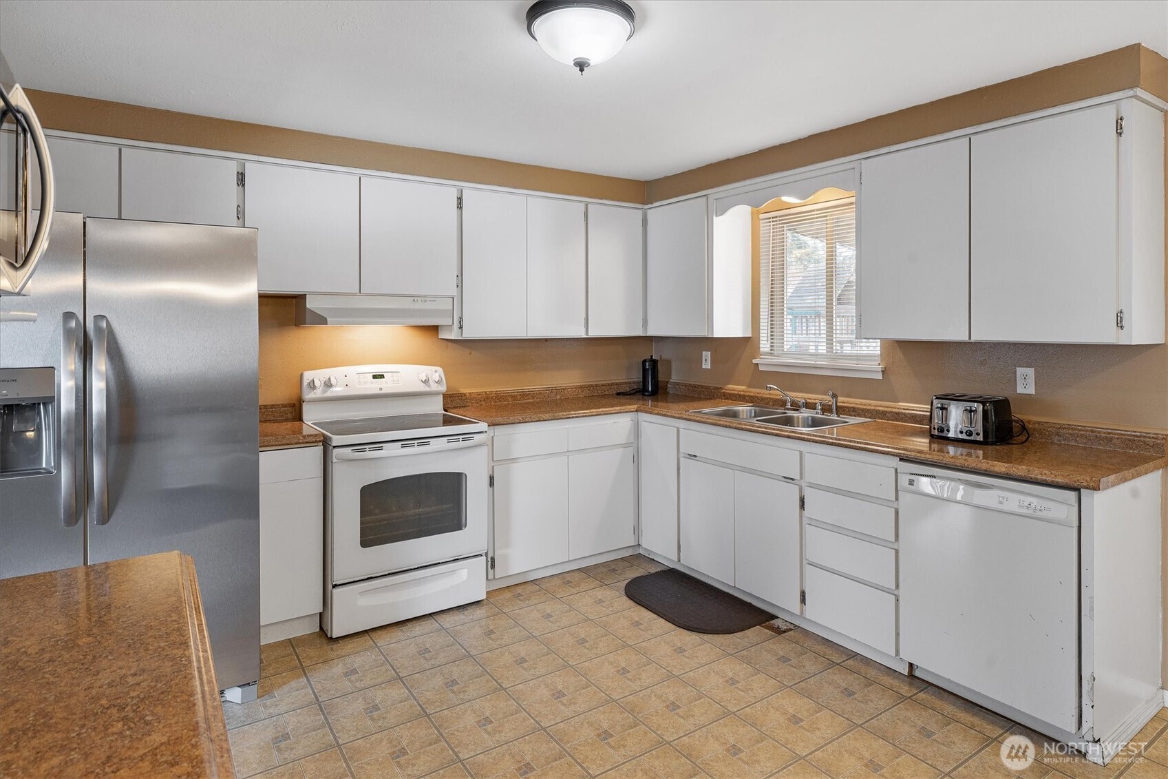 1731 117th Street Property Photo 8