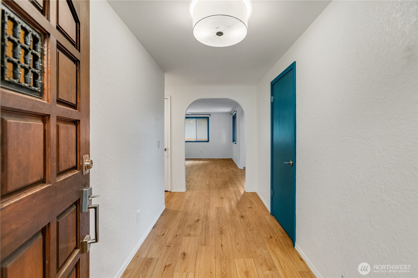 91 Ne Rainier Place Property Photo 5