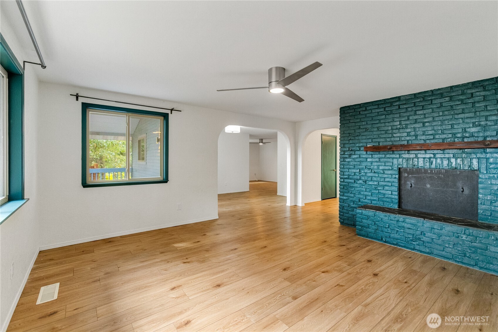 91 Ne Rainier Place Property Photo 10