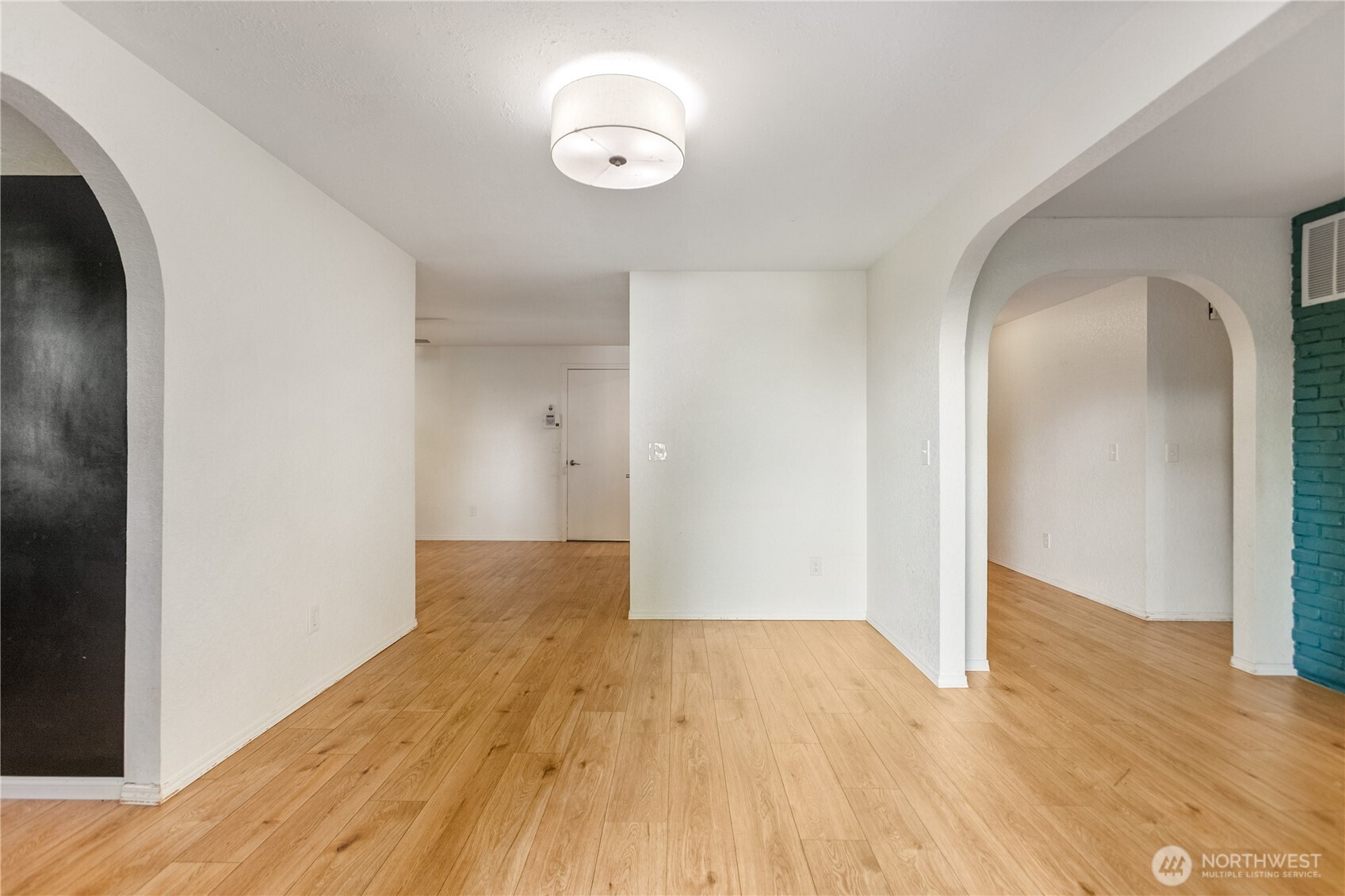 91 Ne Rainier Place Property Photo 11