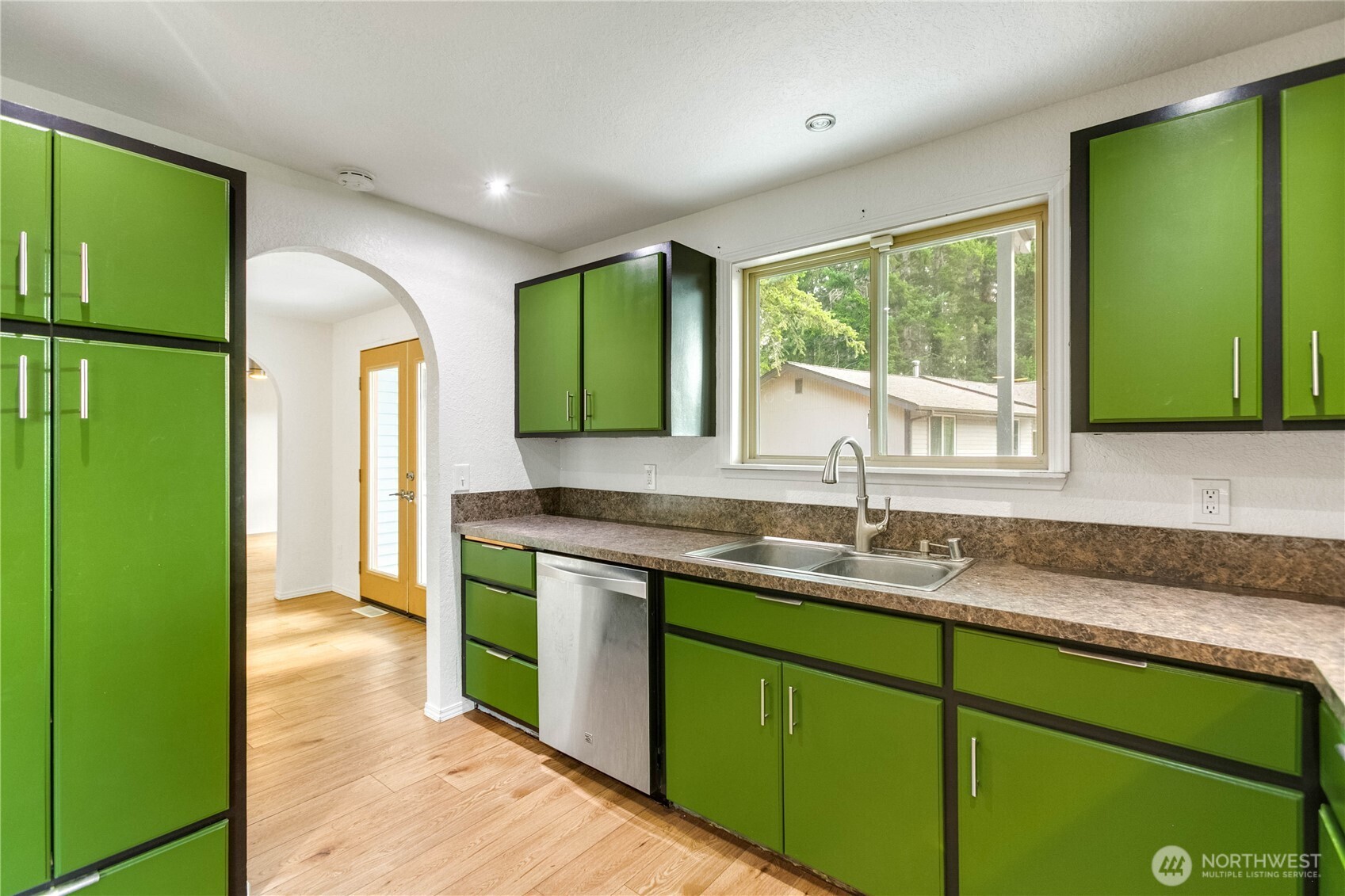91 Ne Rainier Place Property Photo 18