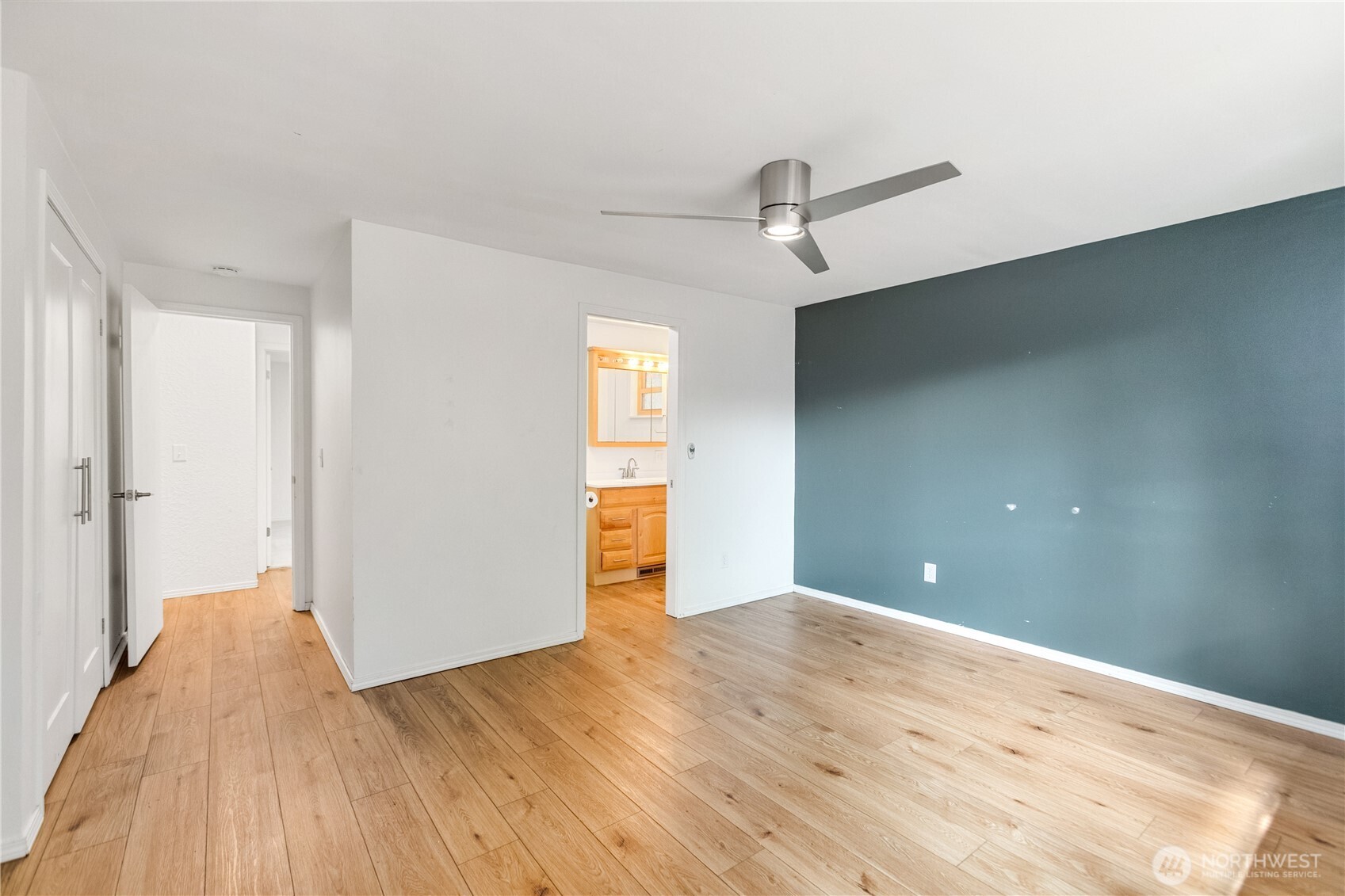 91 Ne Rainier Place Property Photo 24