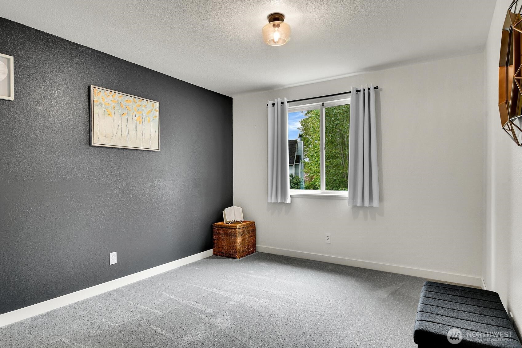 16226 2nd Place Property Photo 17