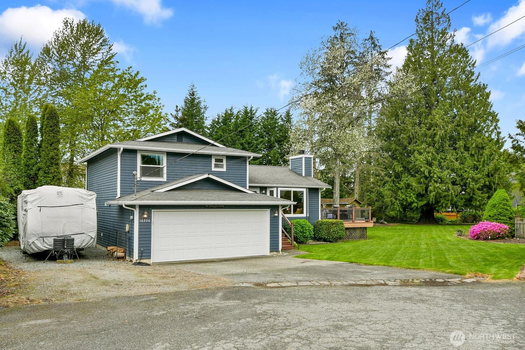 16226 2nd Place Property Photo 30