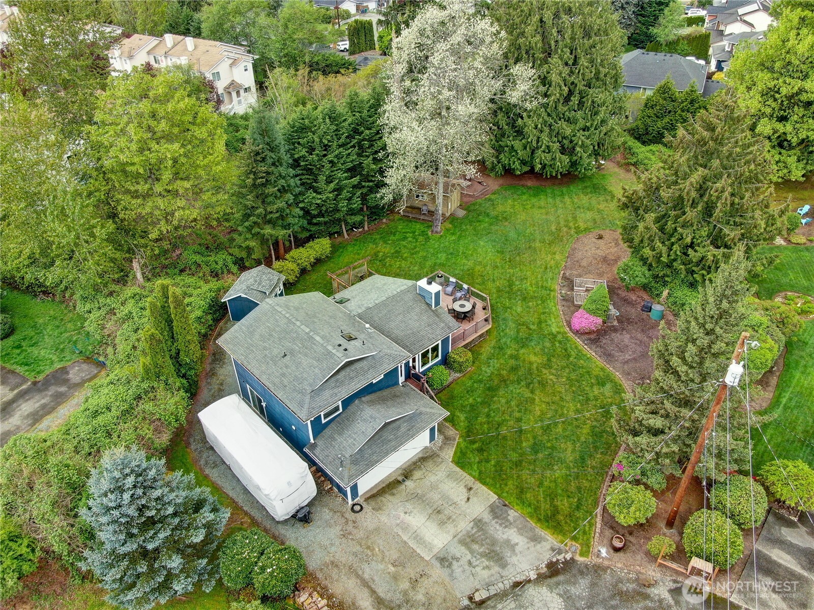 16226 2nd Place Property Photo 31