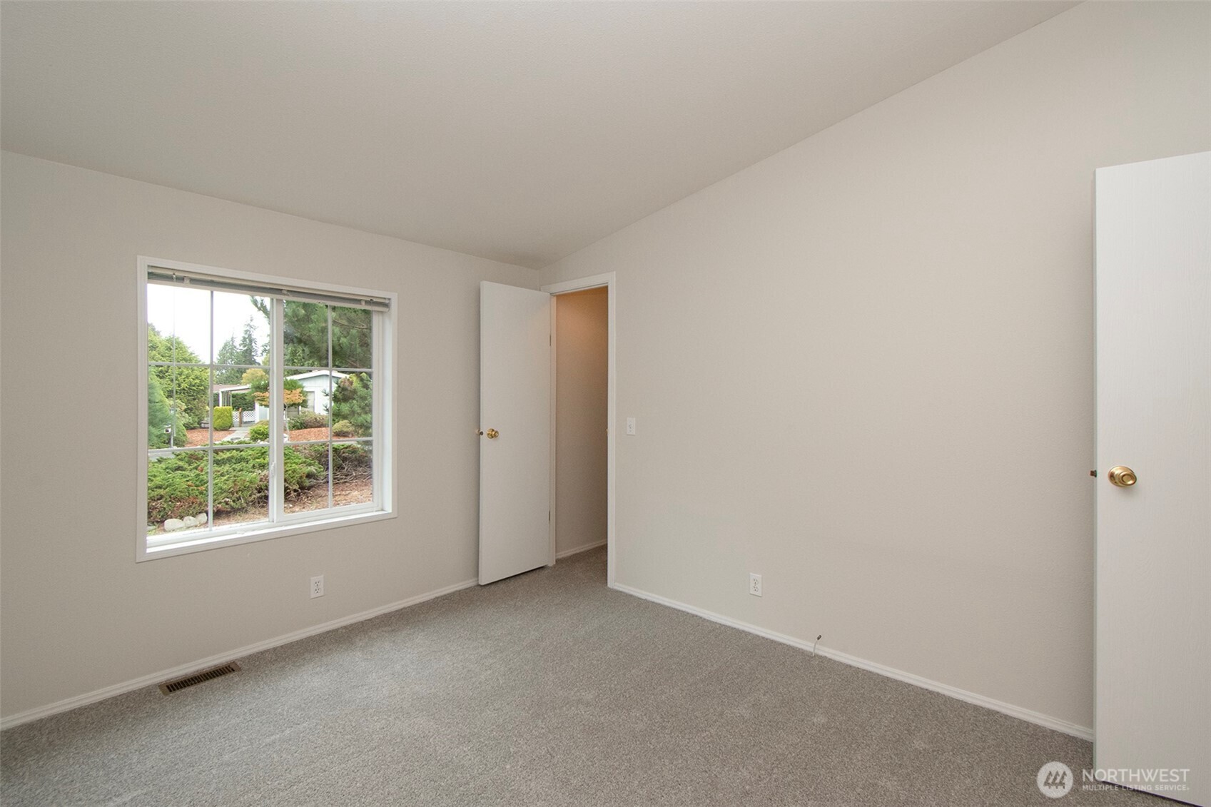 251 Heather Circle Property Photo 23