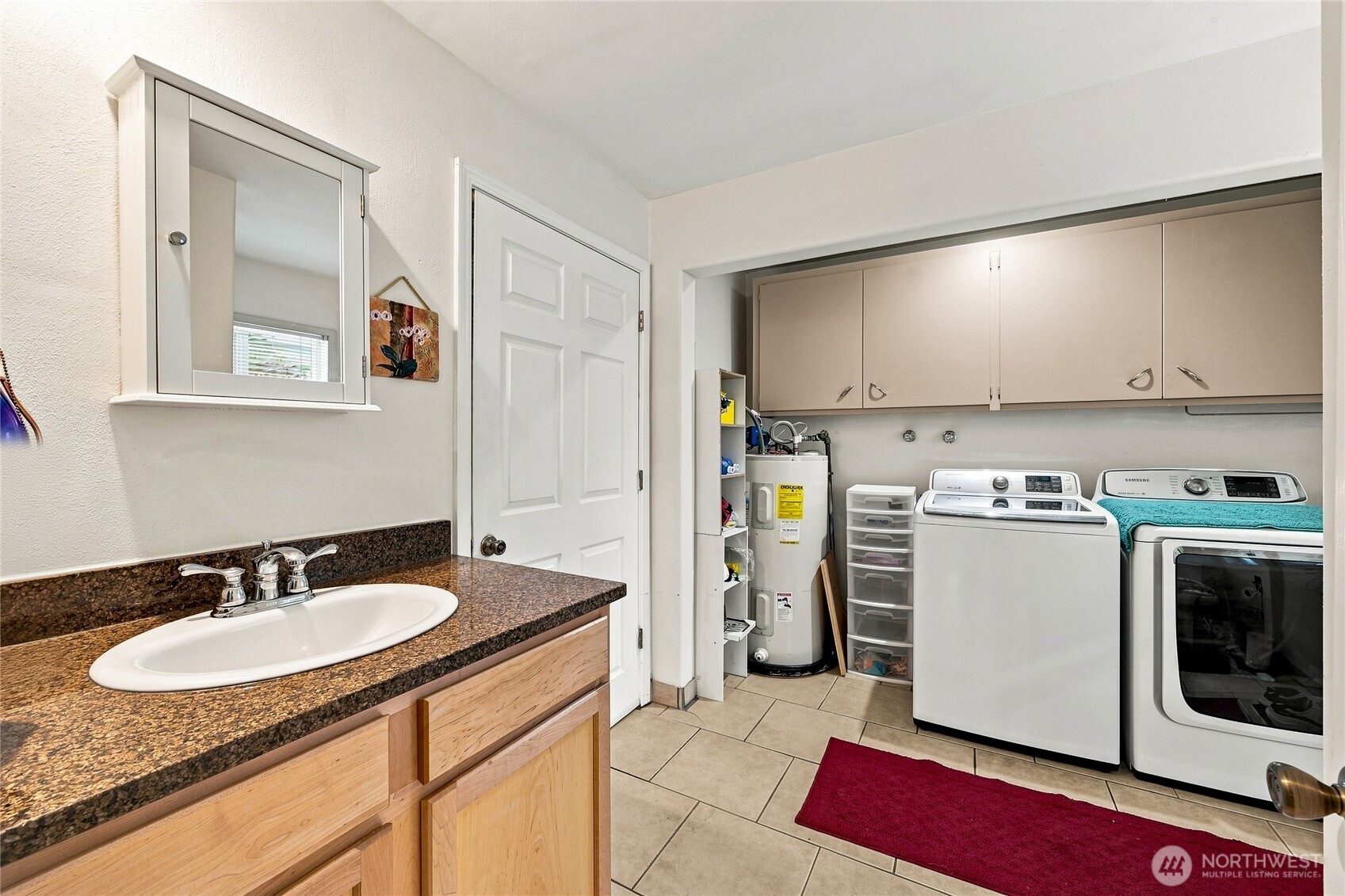 2917 Sawall Avenue Property Photo 6