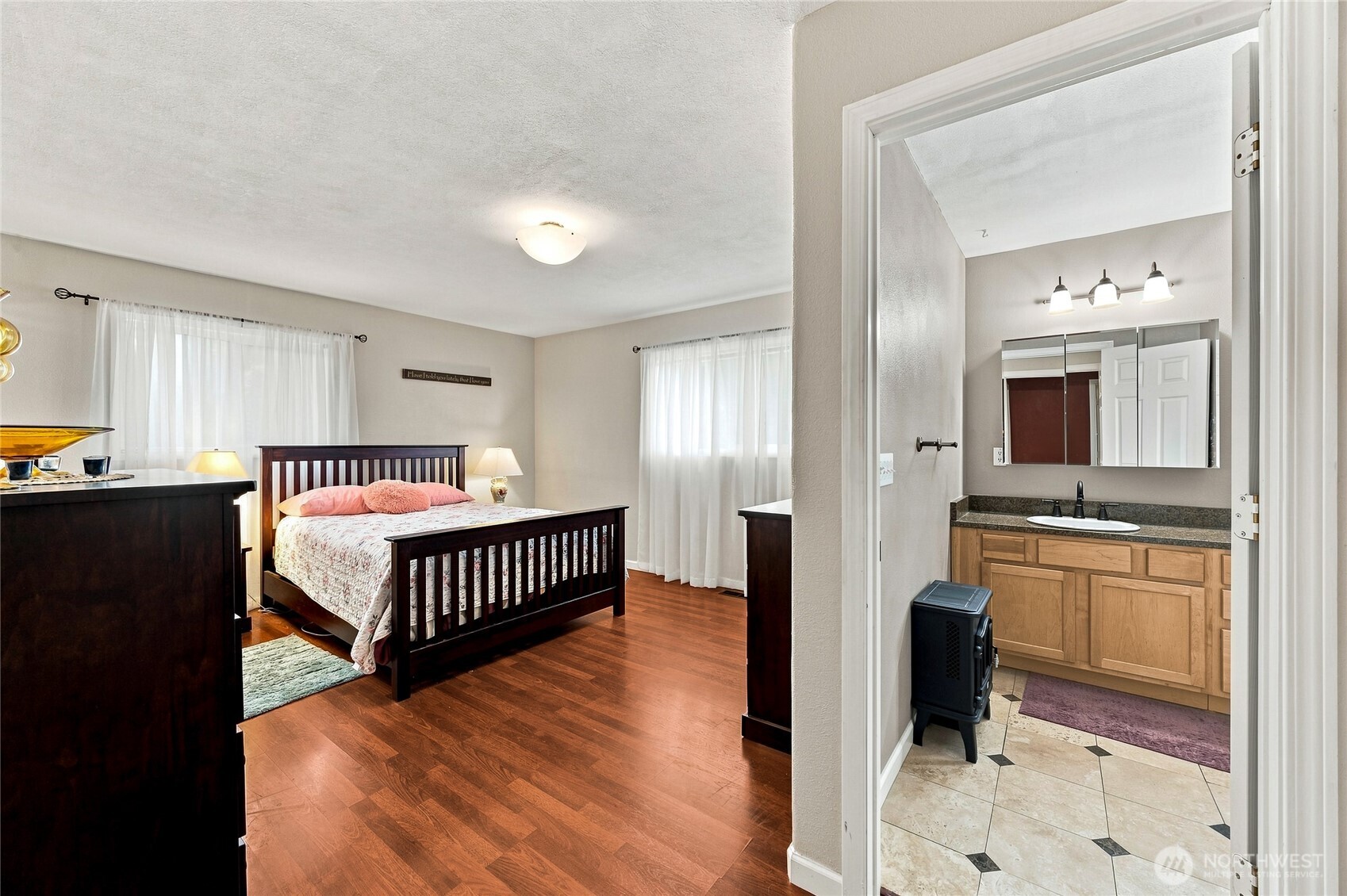 2917 Sawall Avenue Property Photo 16