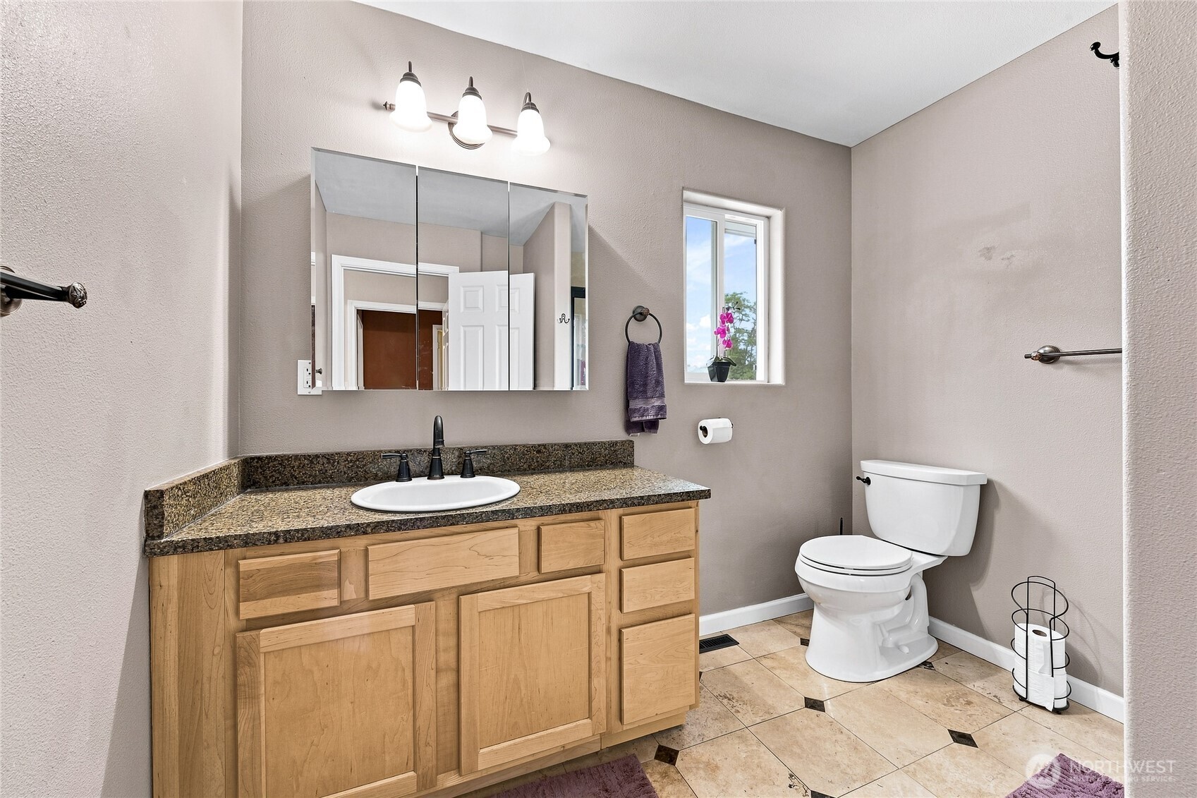 2917 Sawall Avenue Property Photo 18