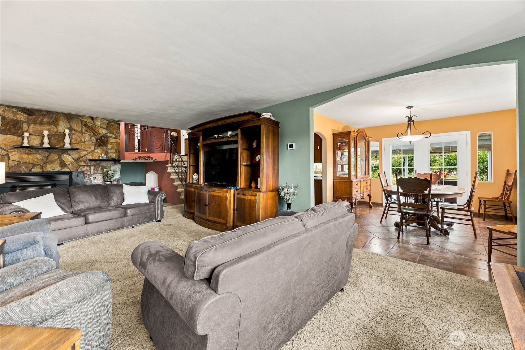 2917 Sawall Avenue Property Photo 19