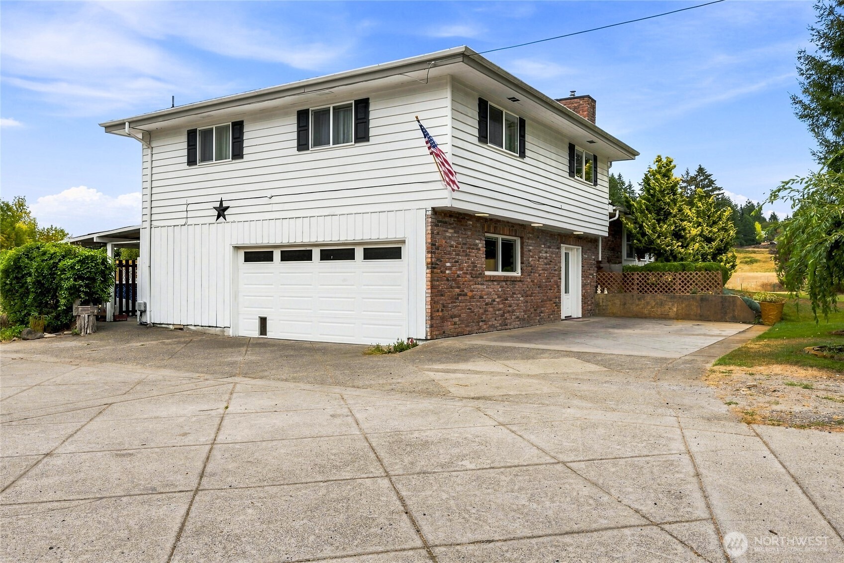 2917 Sawall Avenue Property Photo 24