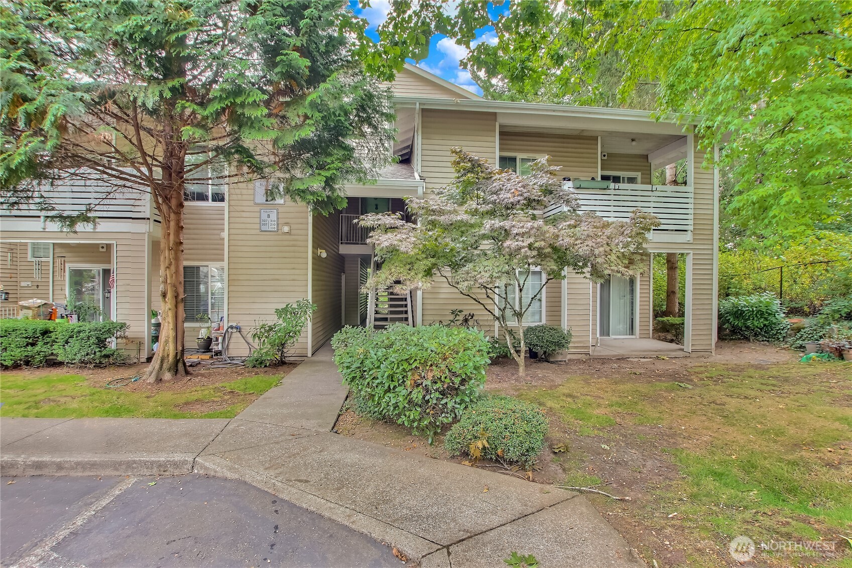801 N N Rainier Avenue B309 Property Photo 1