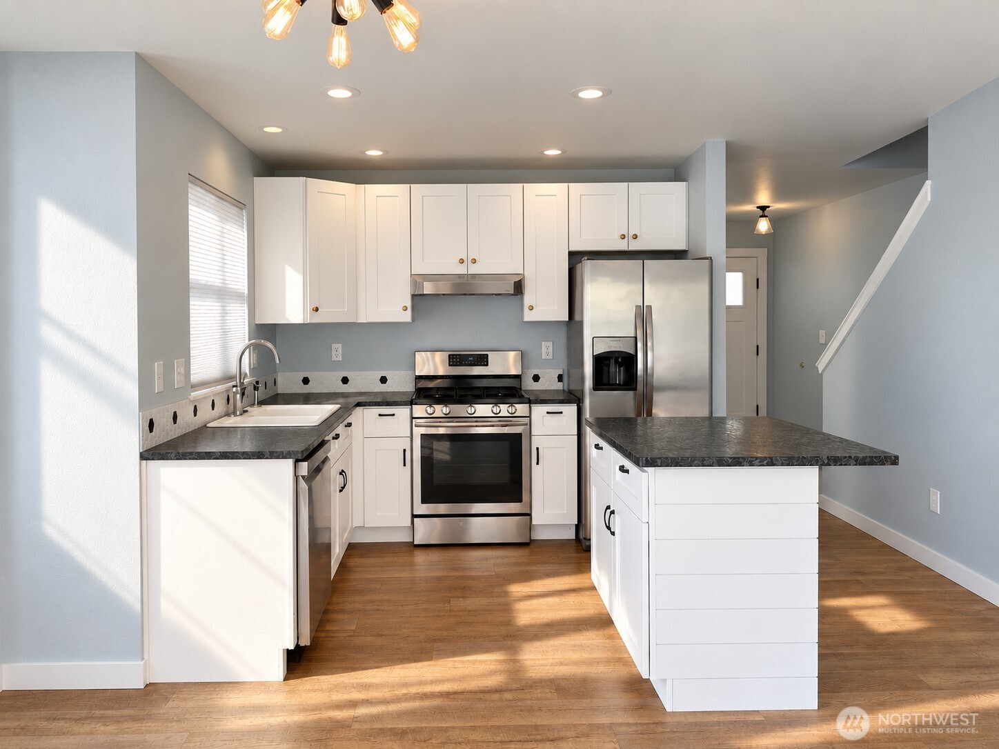 2938 St. Paul Street Property Photo 4