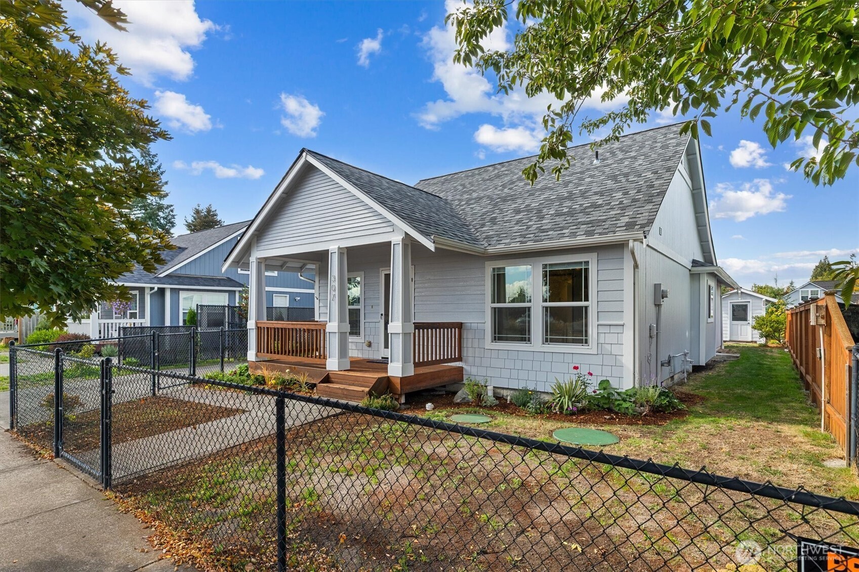 307 Solberg Street Property Photo 4