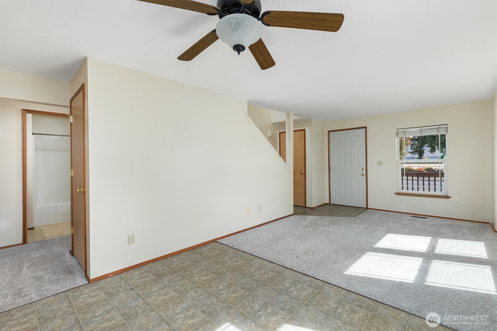 307 Solberg Street Property Photo 7