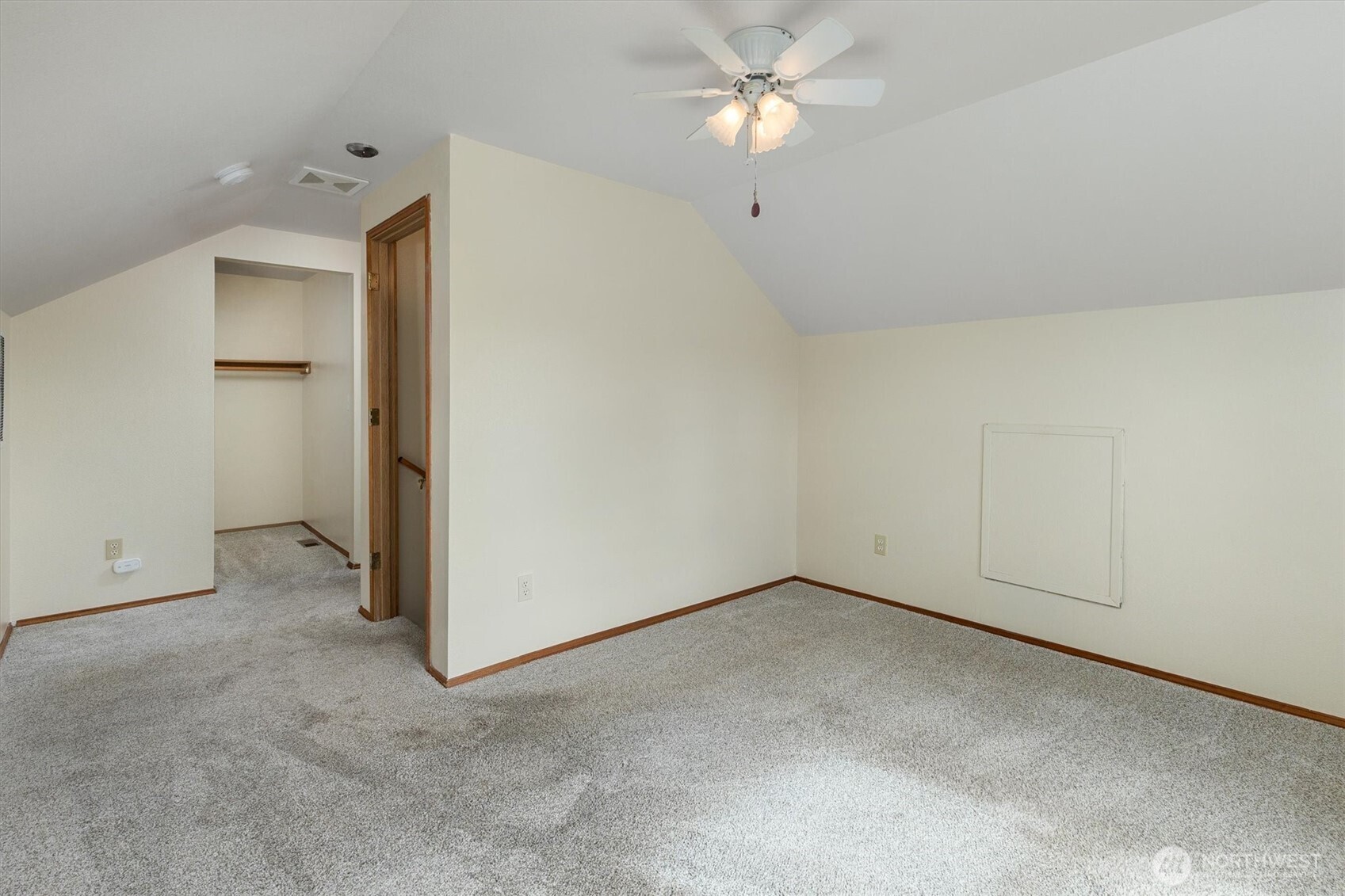 307 Solberg Street Property Photo 25