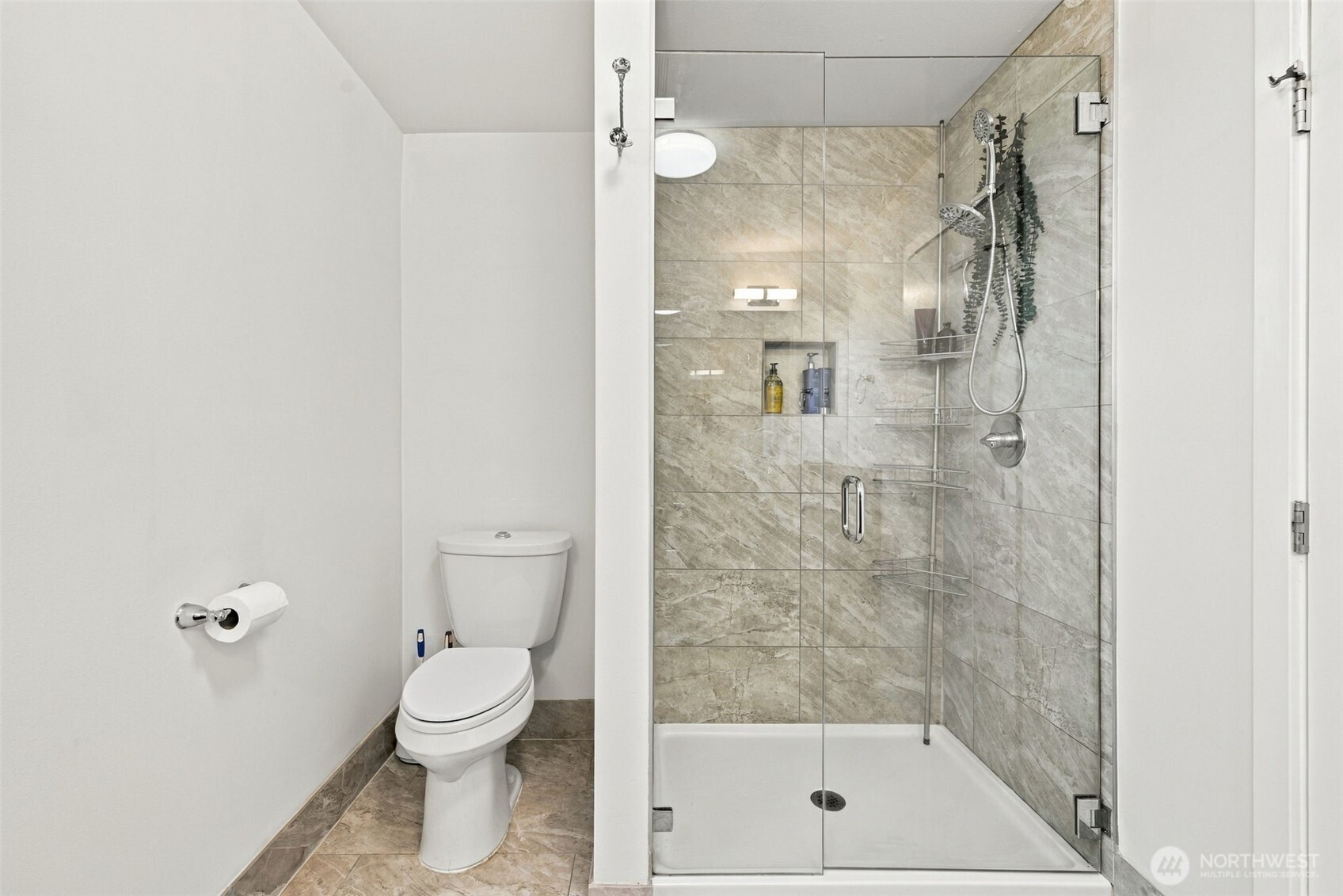8644 Delridge B Property Photo 15
