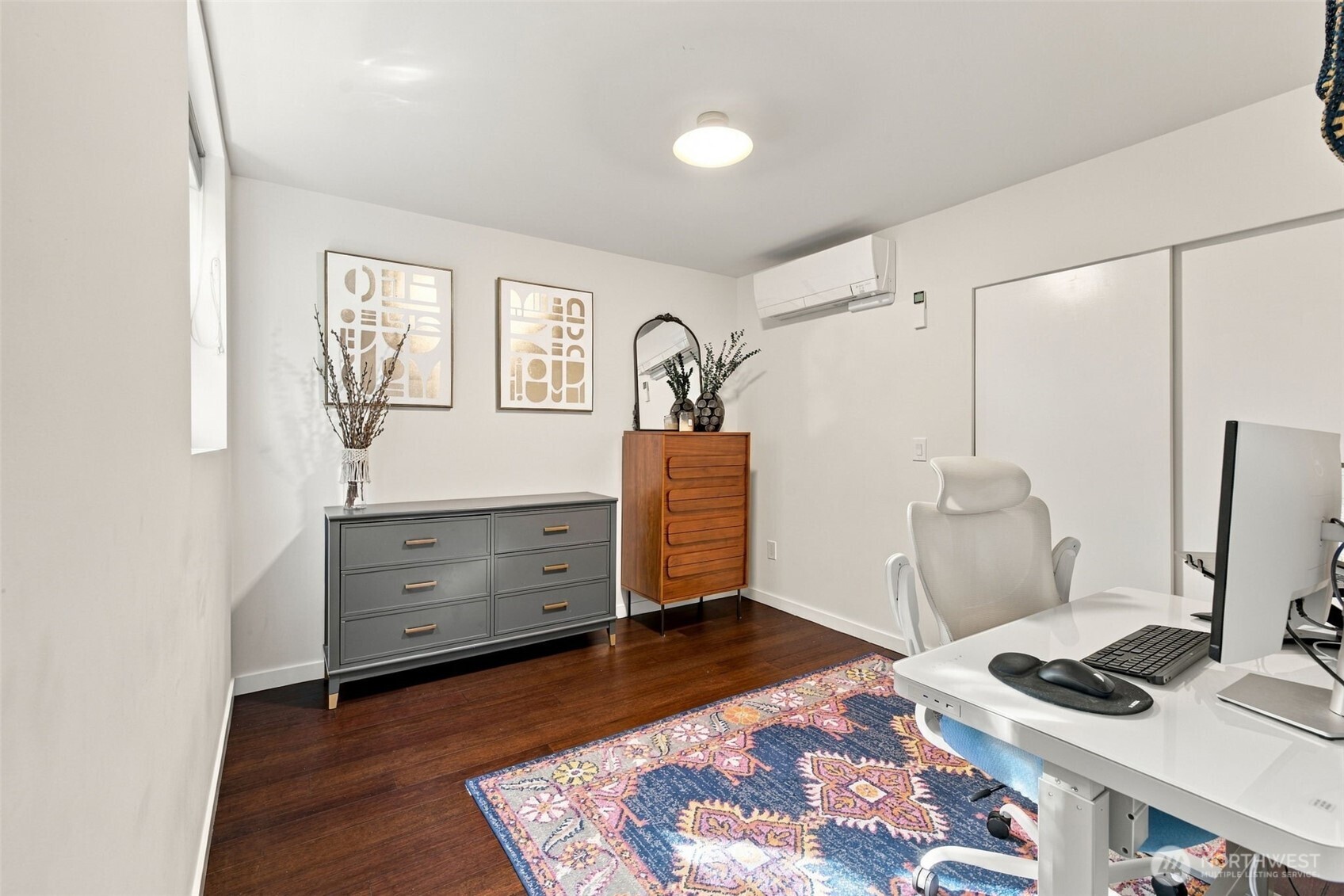 8644 Delridge B Property Photo 19