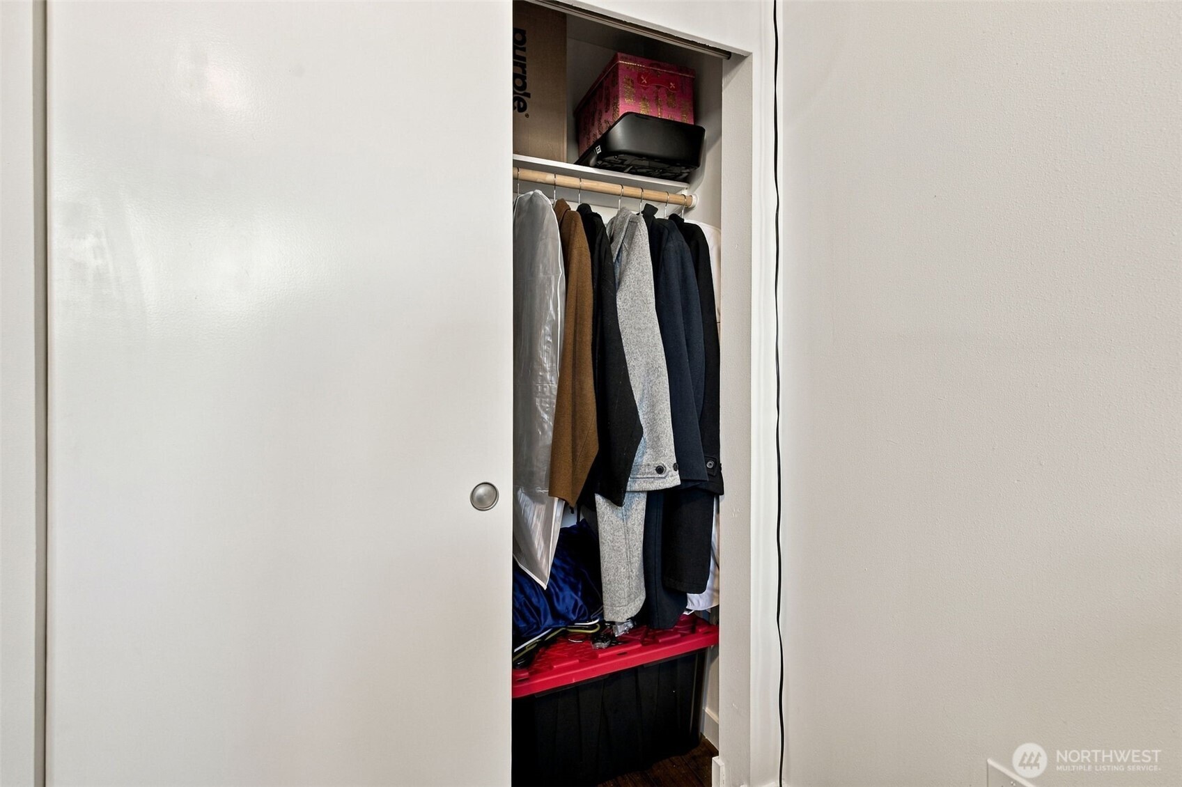 8644 Delridge B Property Photo 24