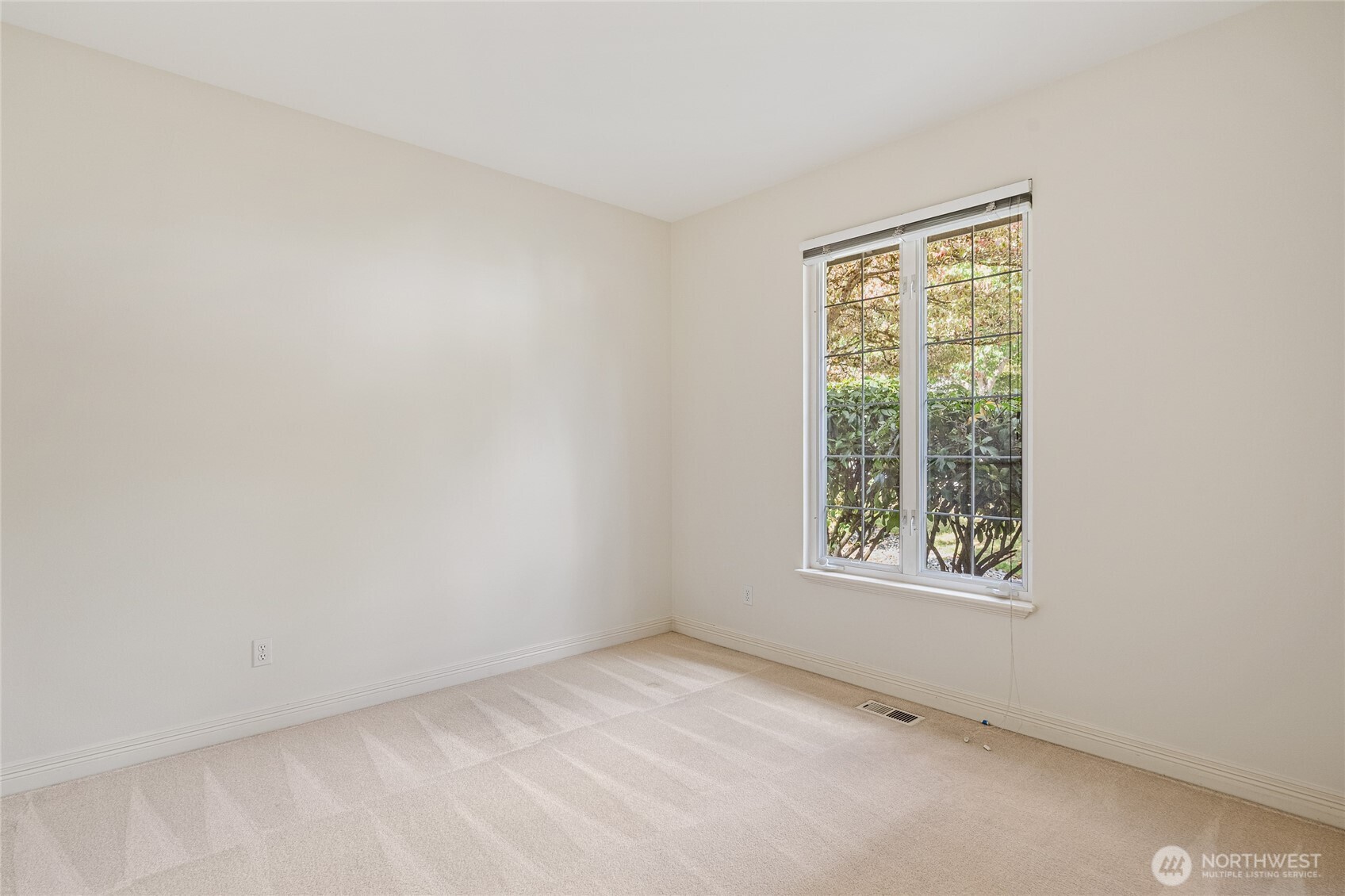 1728 164th Street Property Photo 12