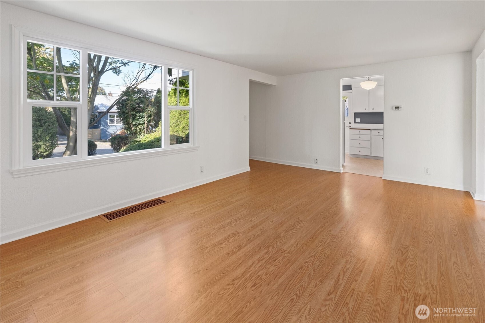 1817 Nw 77th Street Property Photo 6