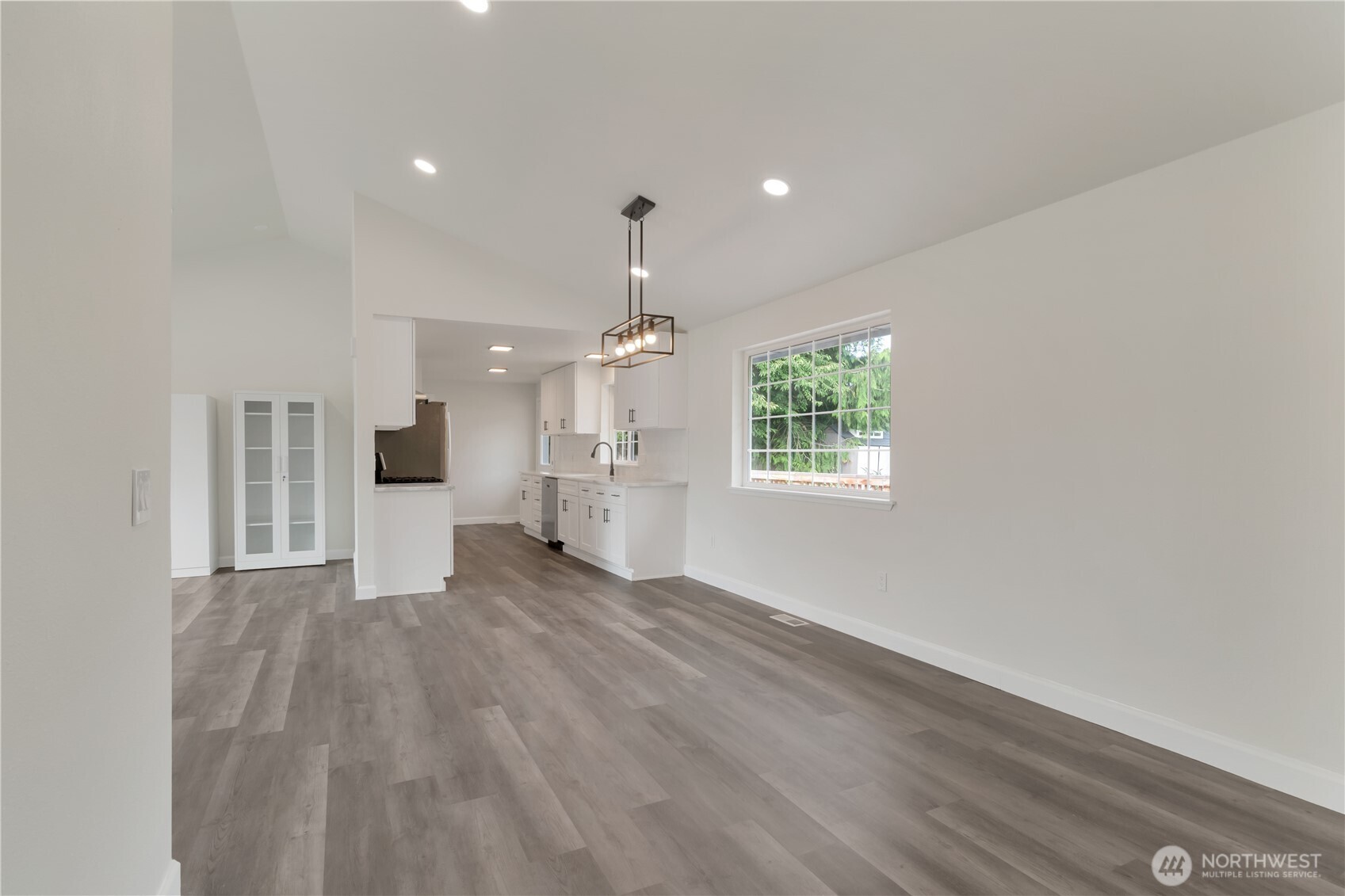 808 Sauk Mountain Drive Property Photo 16