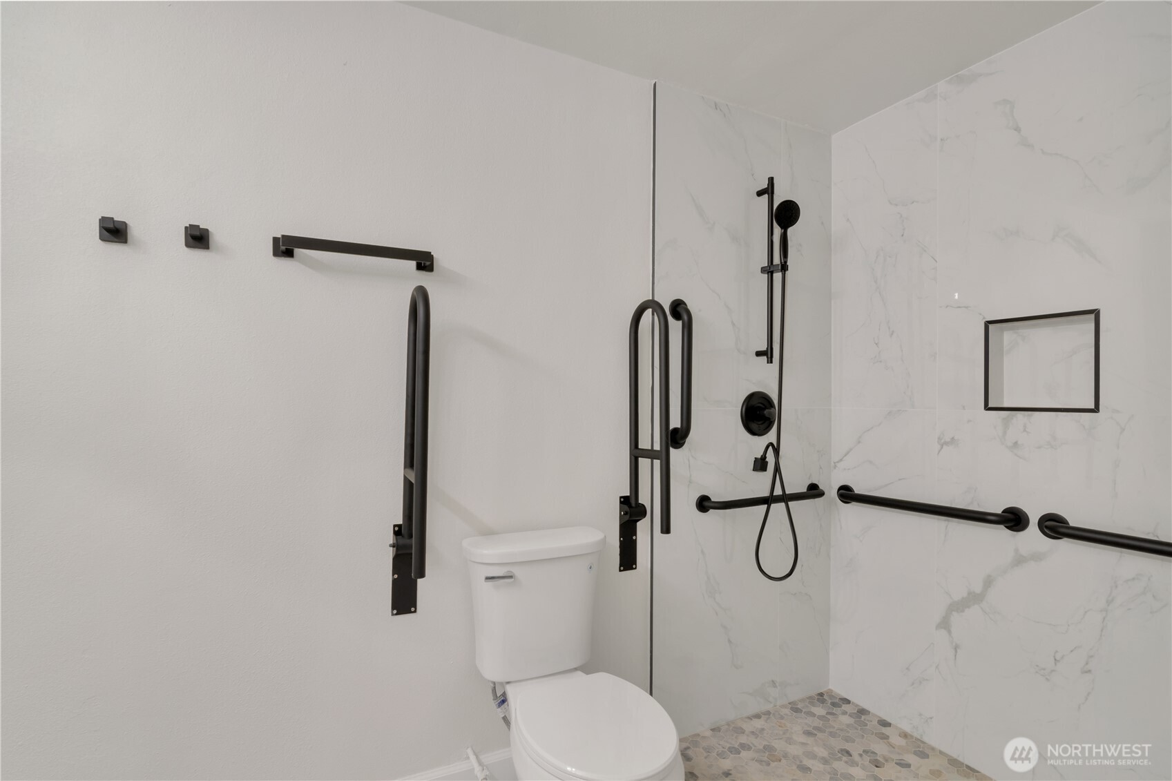 808 Sauk Mountain Drive Property Photo 23
