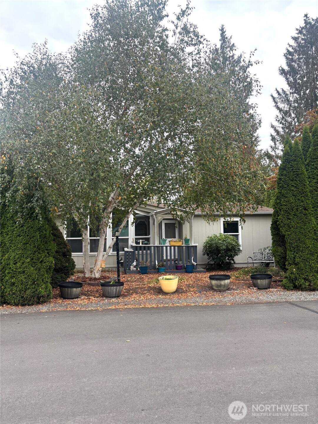 431 Parkwood Blvd Property Photo 1