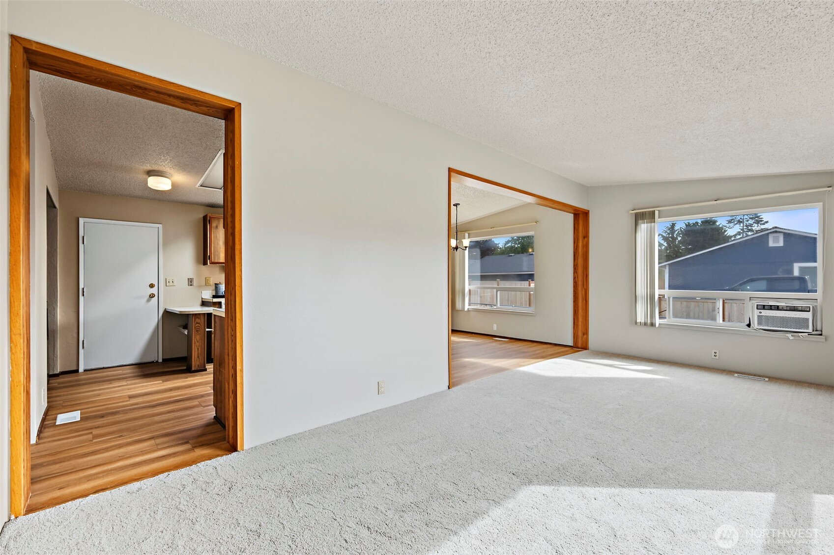 116 3rd Avenue Property Photo 5