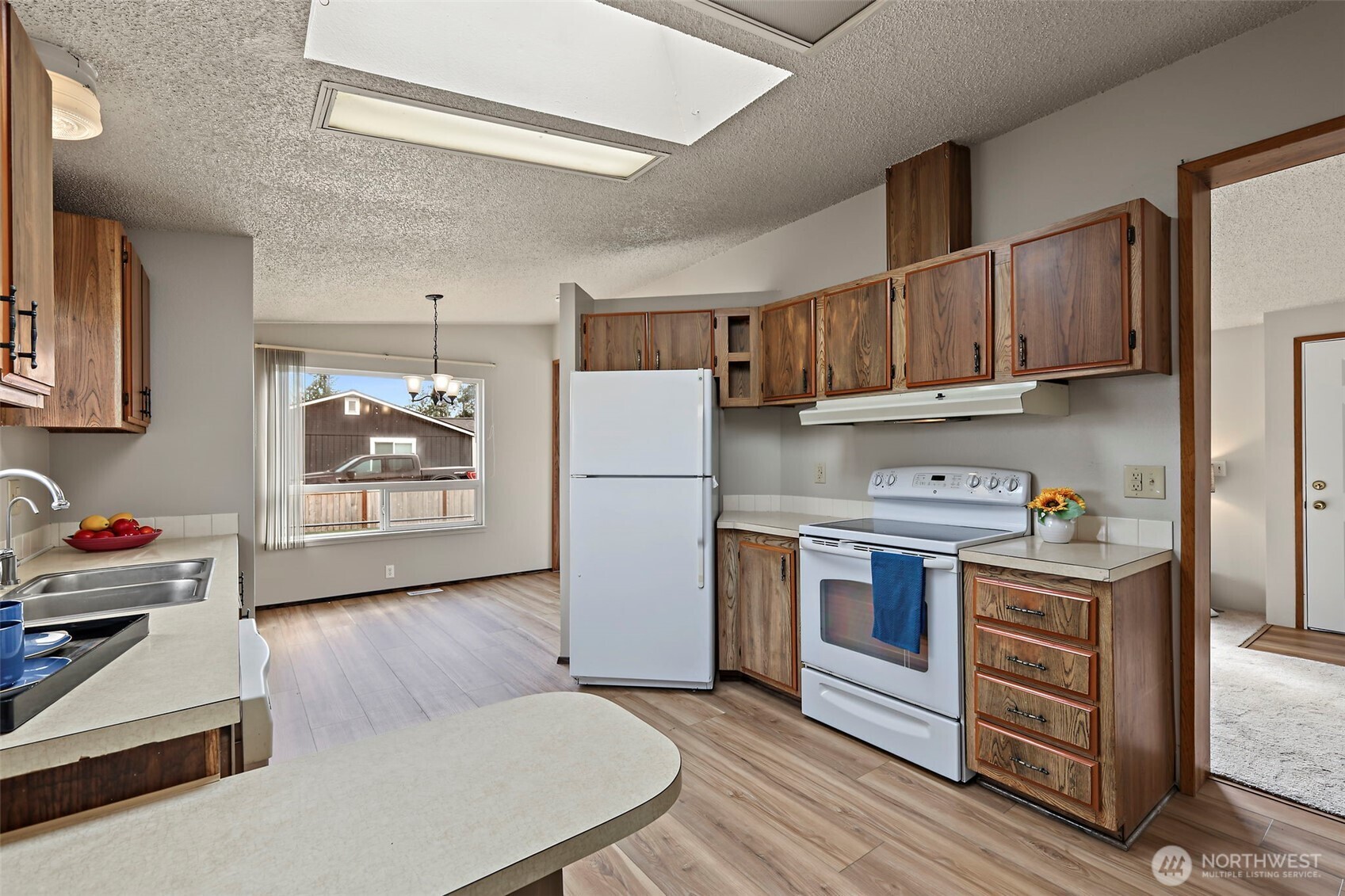 116 3rd Avenue Property Photo 12