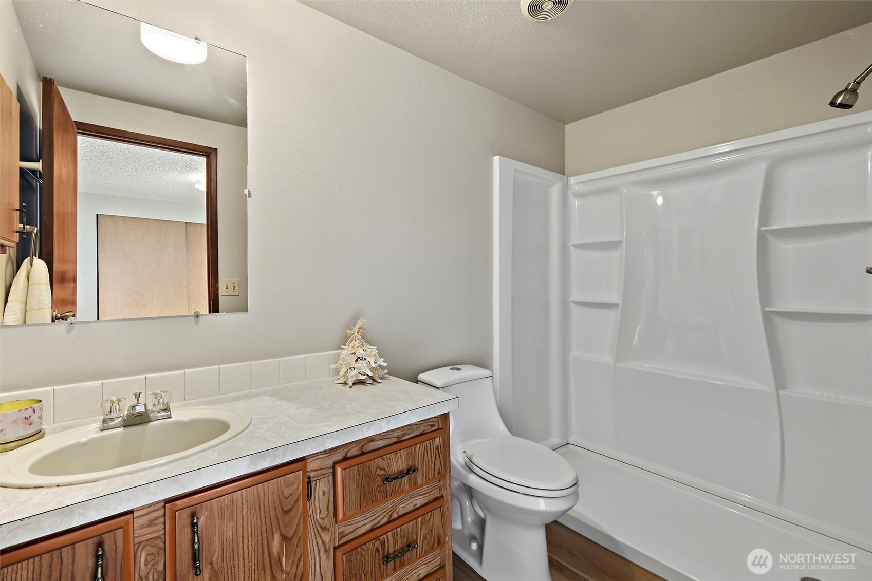 116 3rd Avenue Property Photo 19