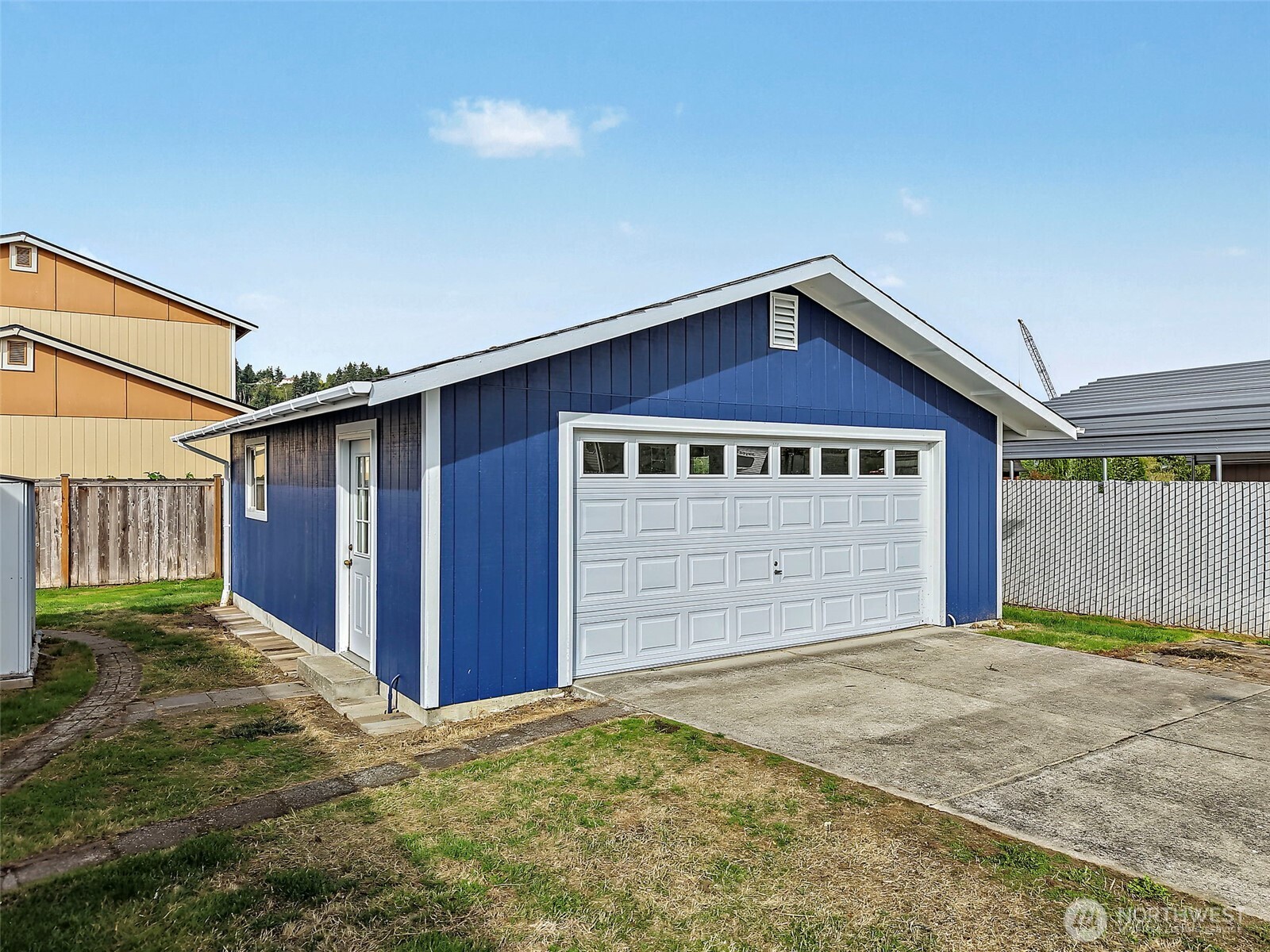 116 3rd Avenue Property Photo 24