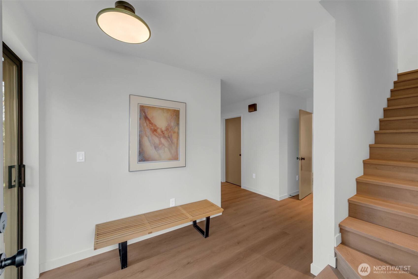 5201 S Holly Street Property Photo 3