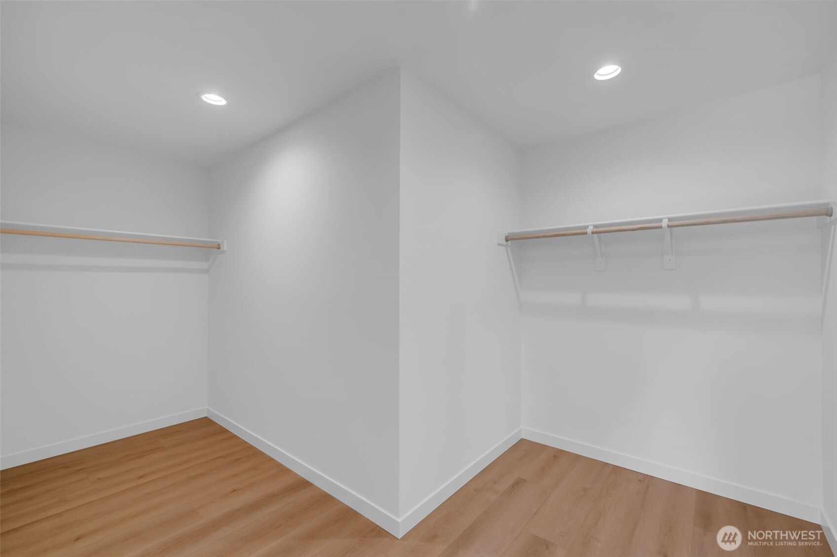 5201 S Holly Street Property Photo 24