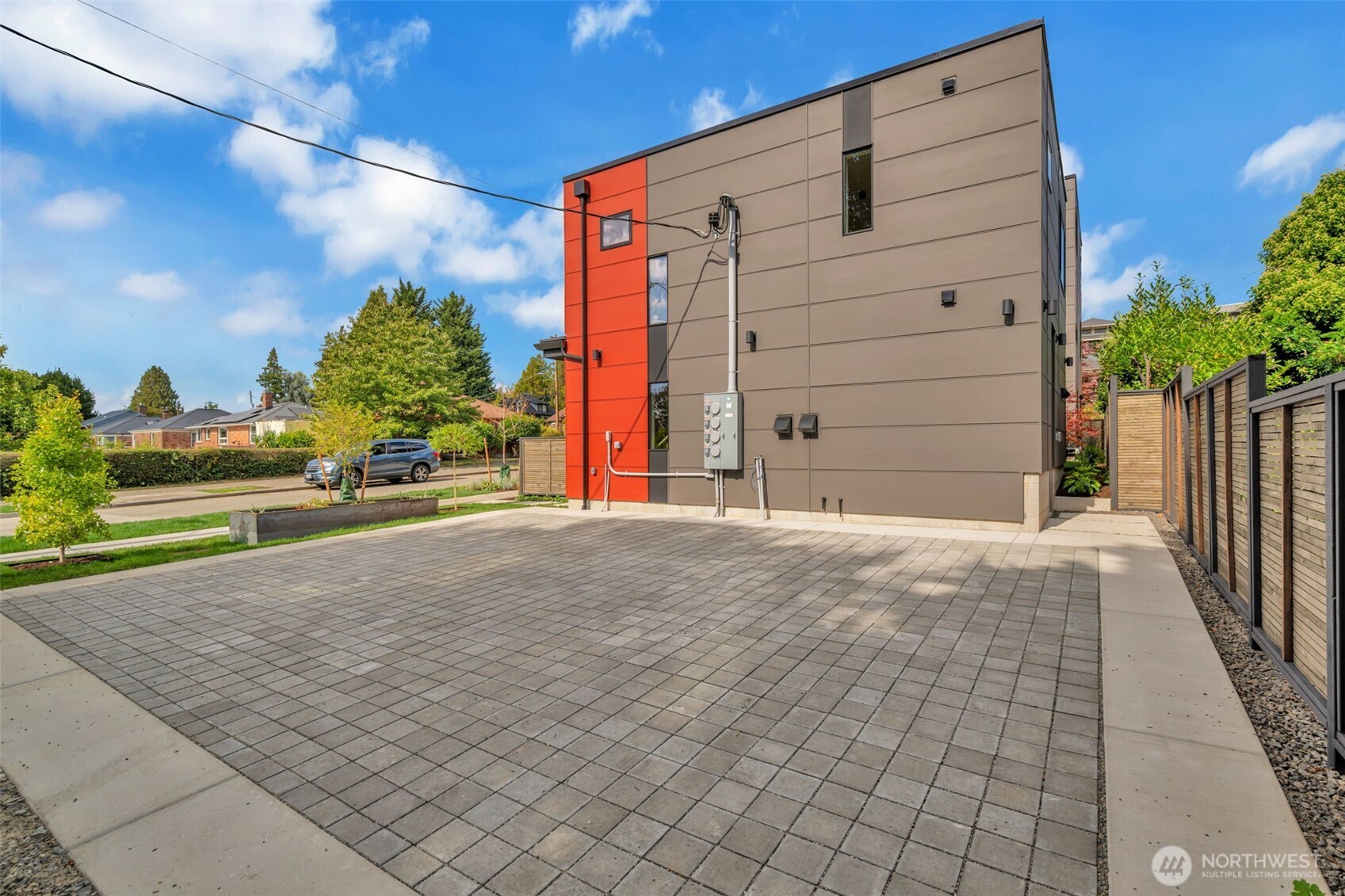 5201 S Holly Street Property Photo 33