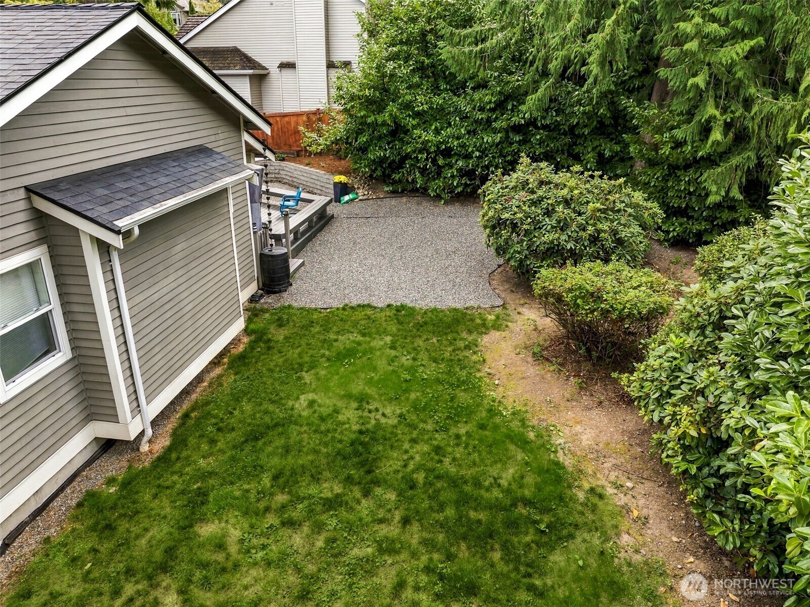 425 Jasmine Place Property Photo 31