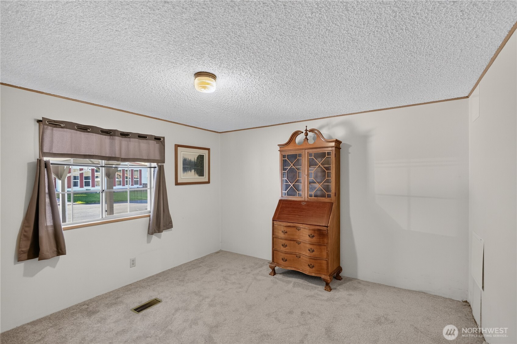 1137 Foothills Lane 19 Property Photo 10