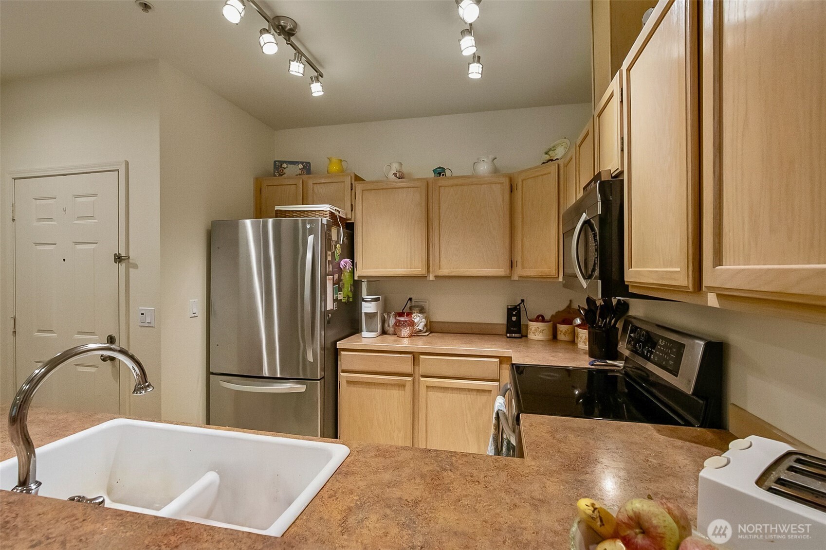 5400 Harbour Pointe Boulevard K102 Property Photo 4