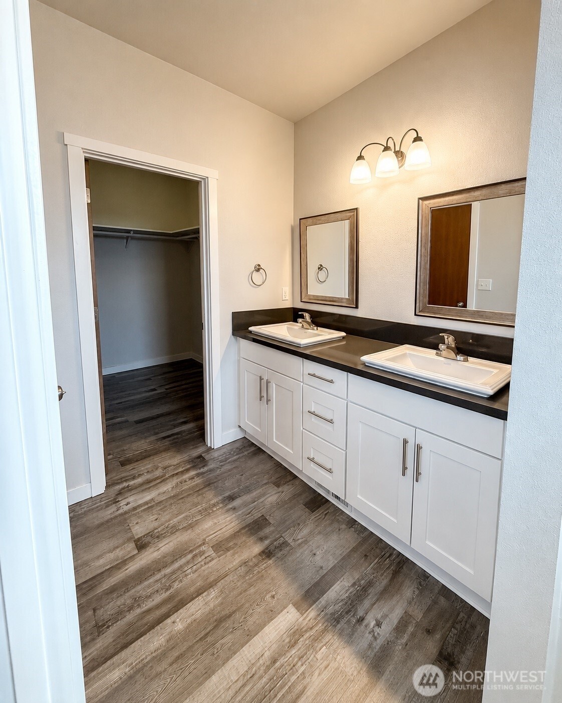 710 Miller Street Property Photo 8