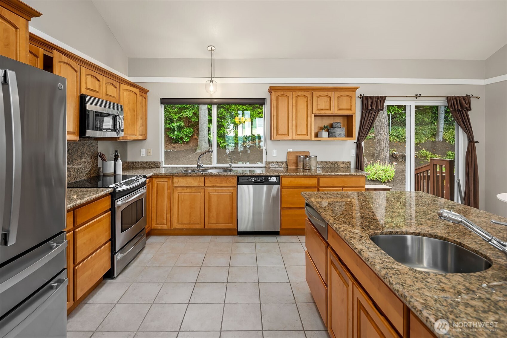 10920 80th Place Property Photo 18