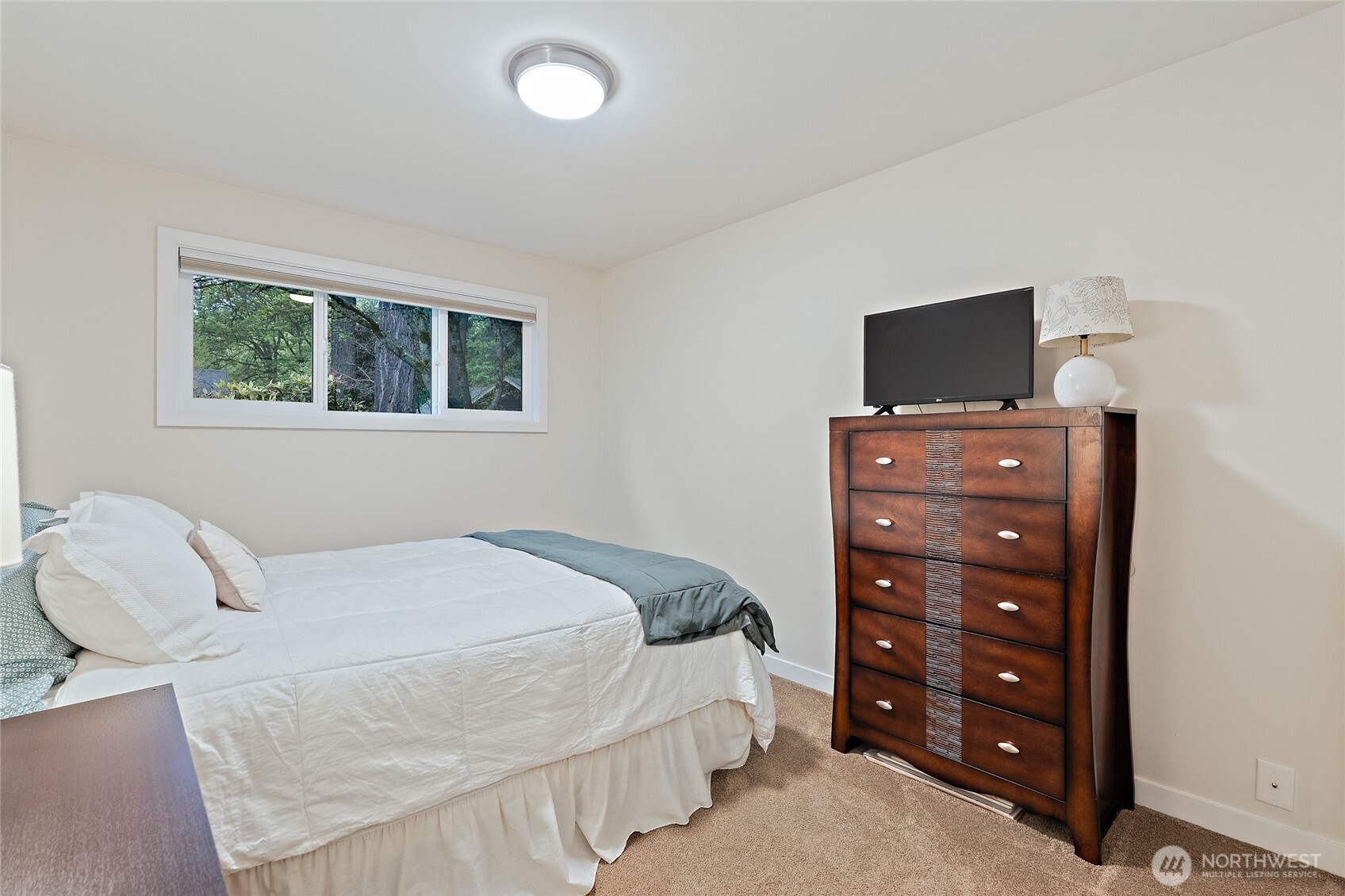 18483 47th Place Property Photo 16